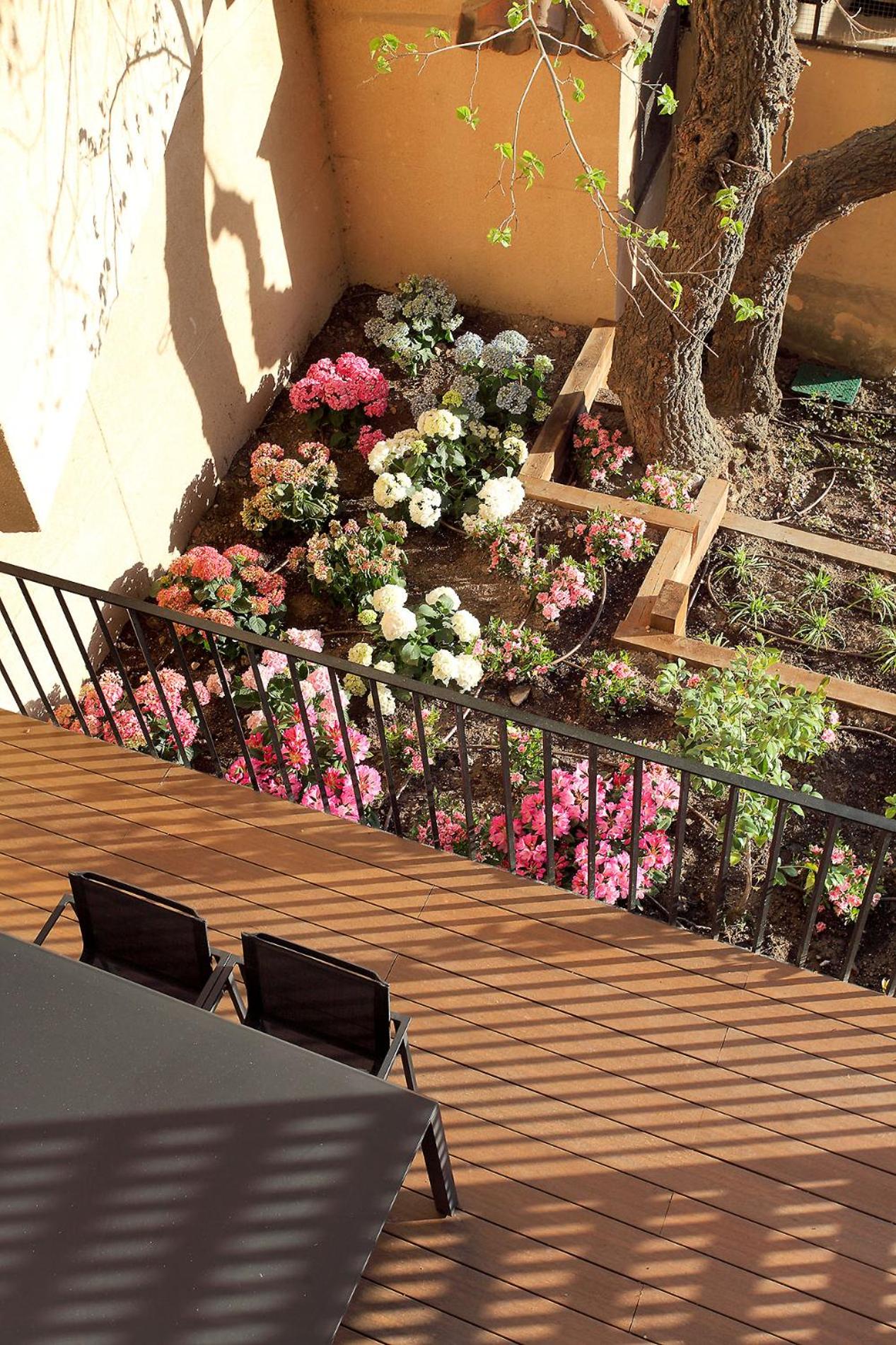 Double Room with Terrace - Photo 3