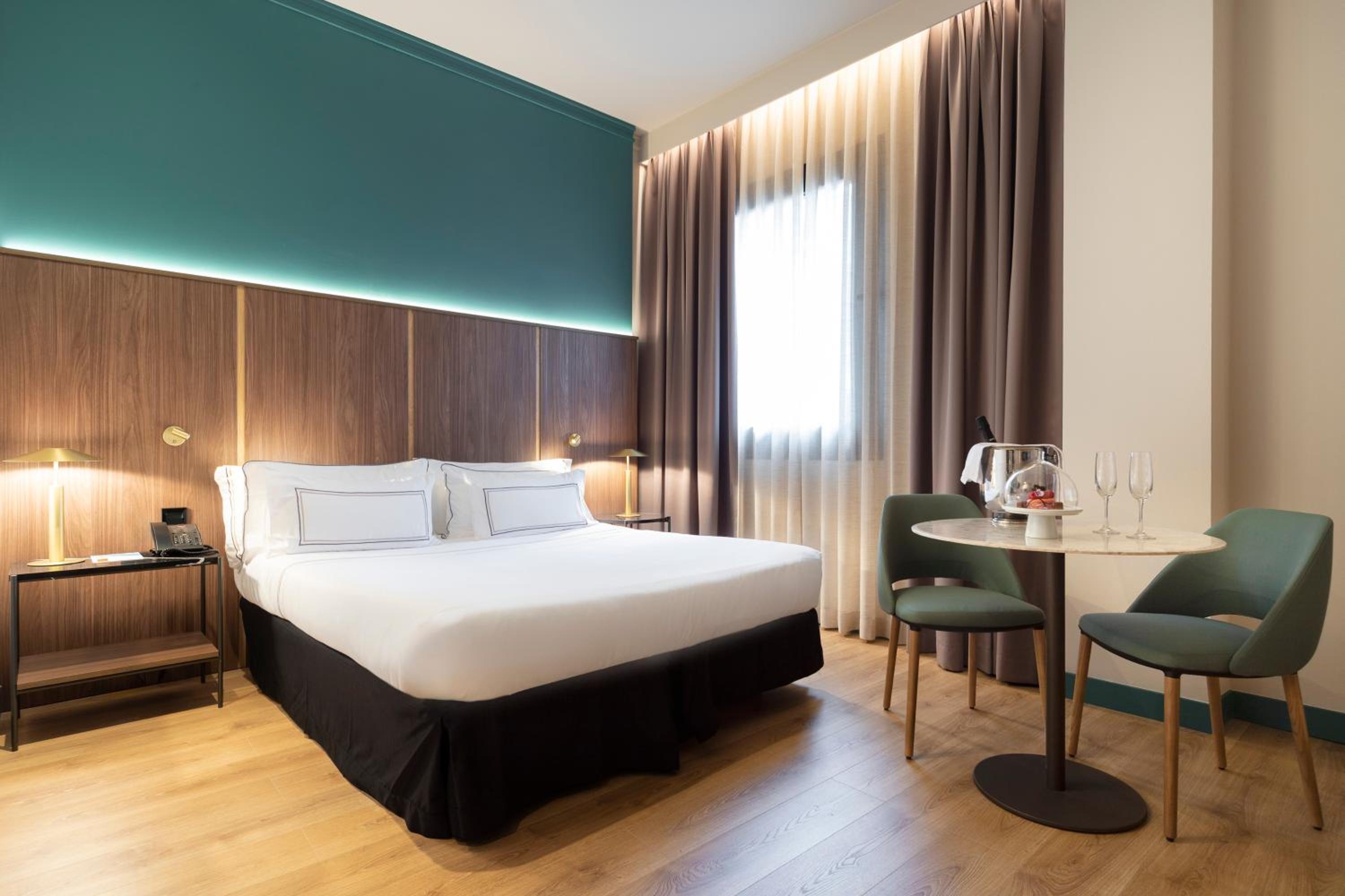 Grand Premium Room