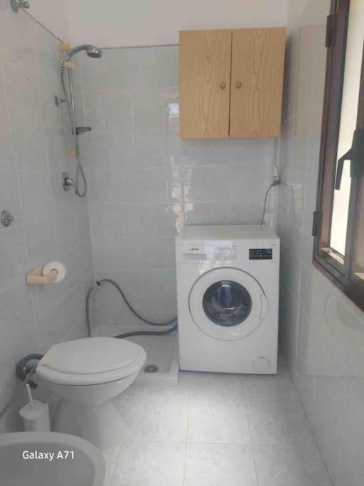 Three-Bedroom House photo 3