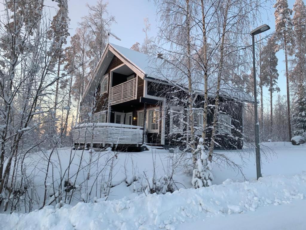 Four-Bedroom House photo 2
