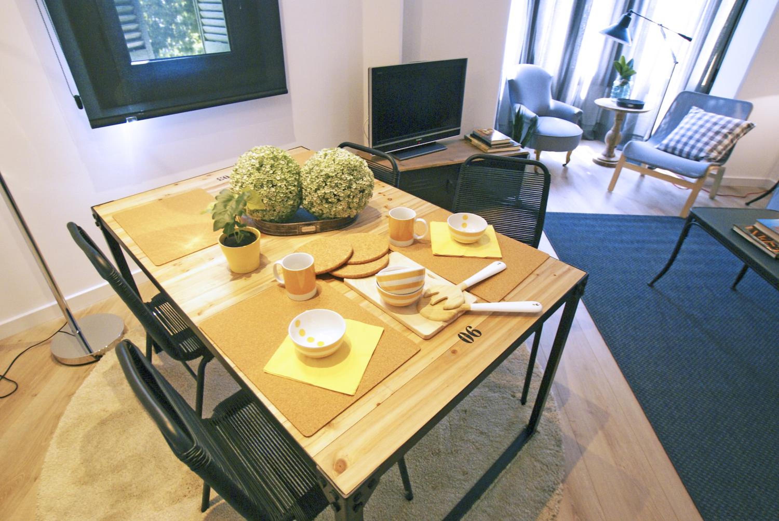 Standard Two-Bedroom Apartment photo 2