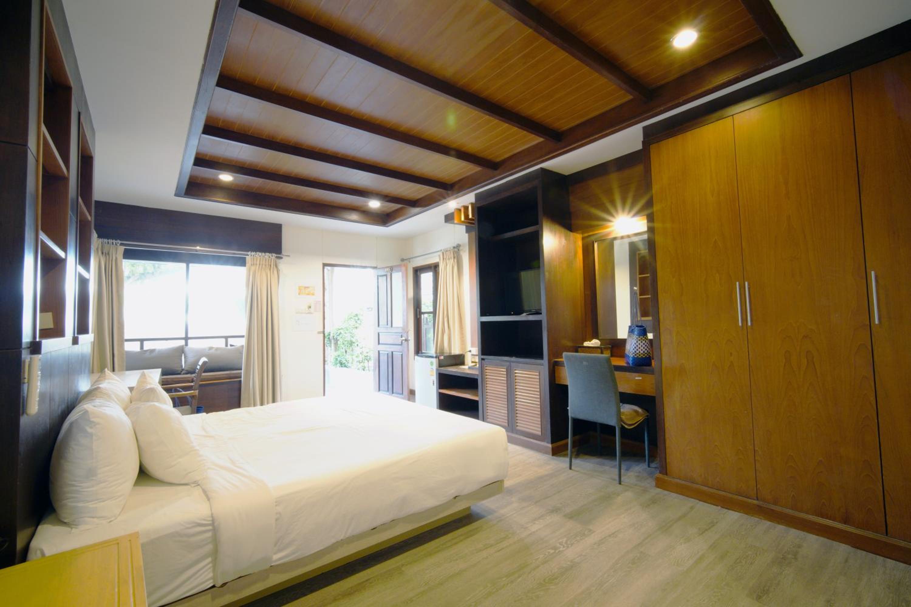 Deluxe - Bungalow - Photo 4