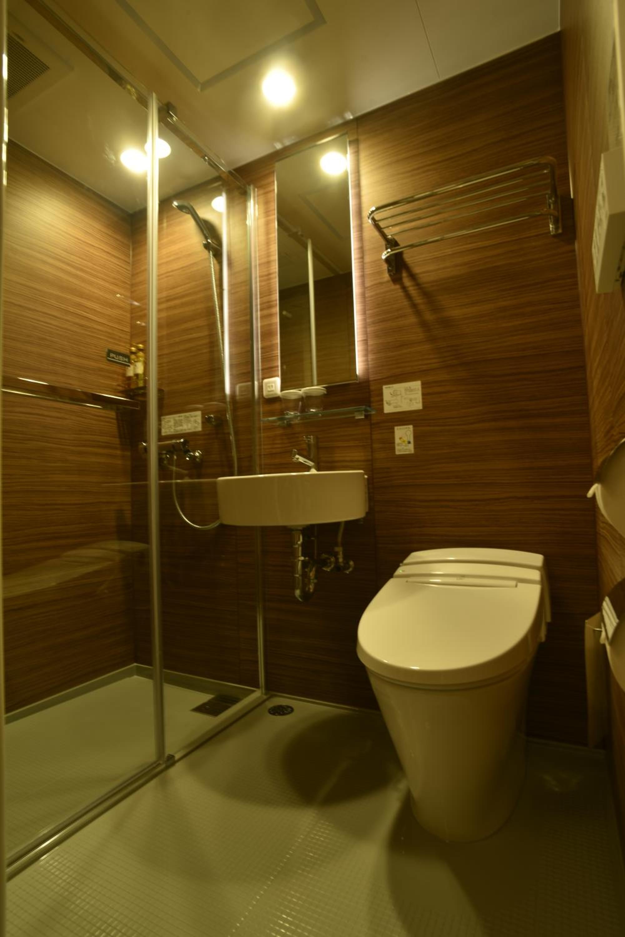 Twin Room - Photo 6