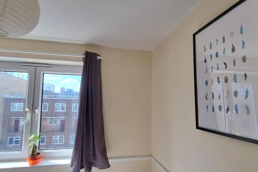 Three-Bedroom Apartment photo 3