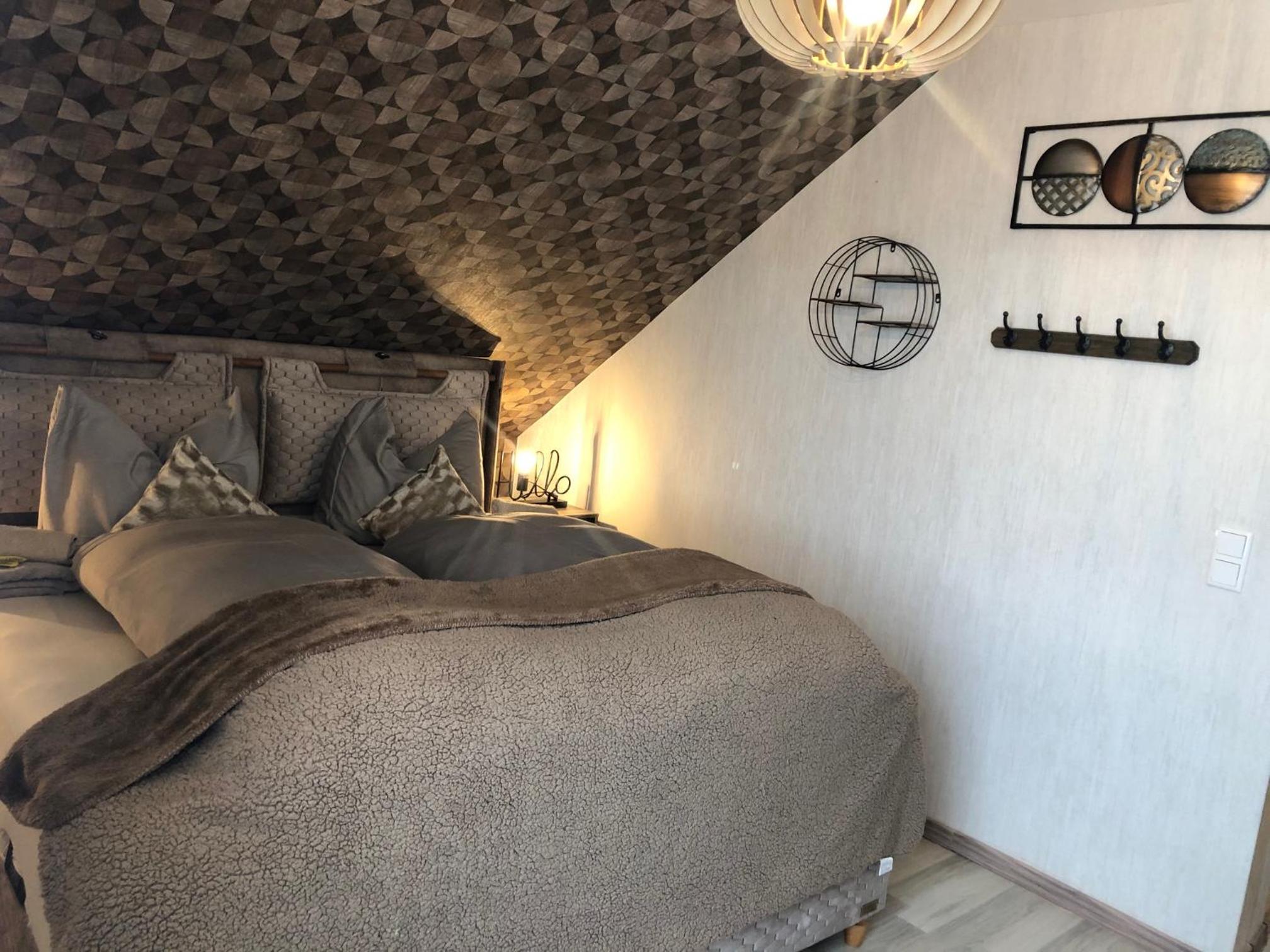 Budget Double Room - Photo 4