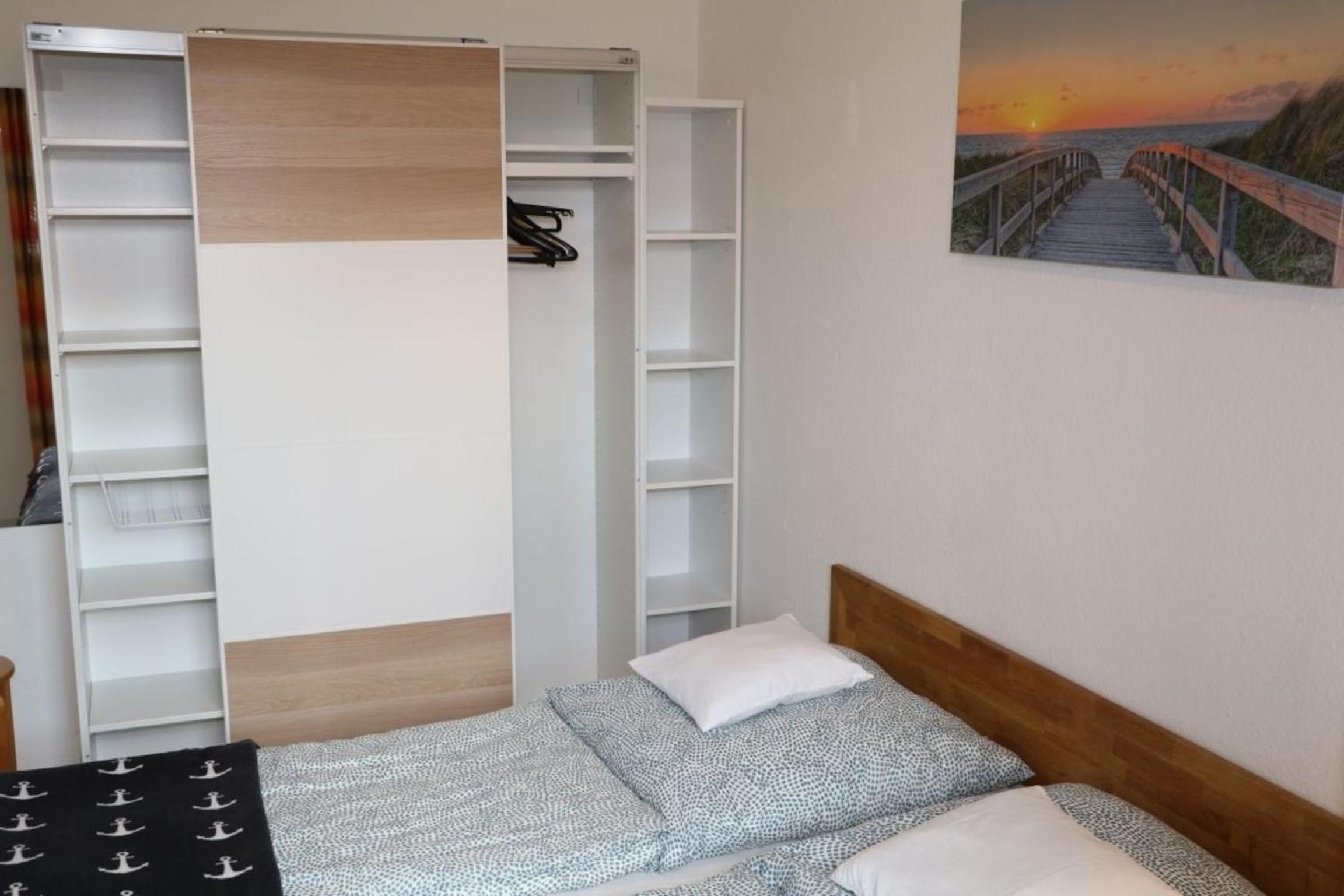 Apartment photo 2