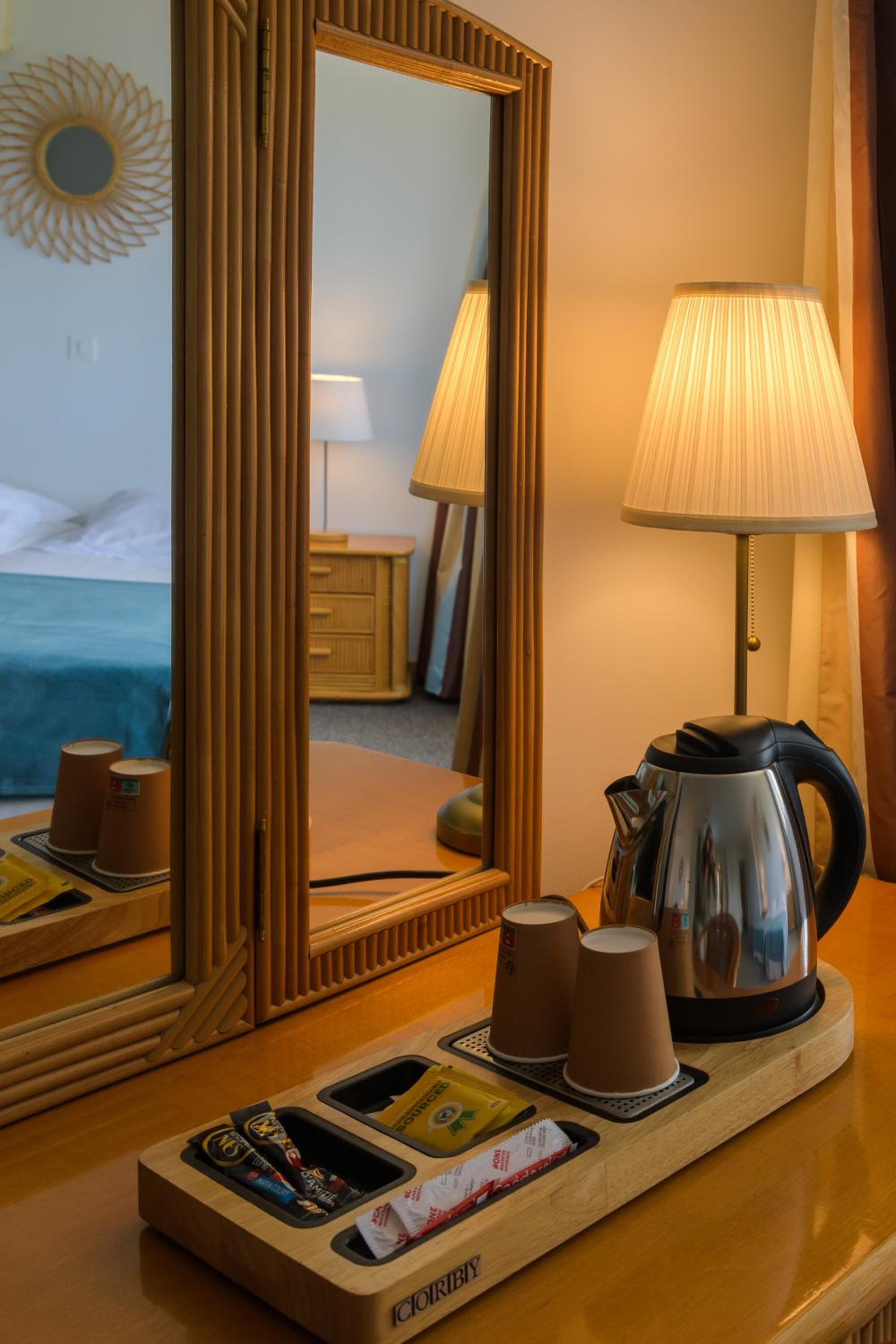 Quadruple Room - Photo 9