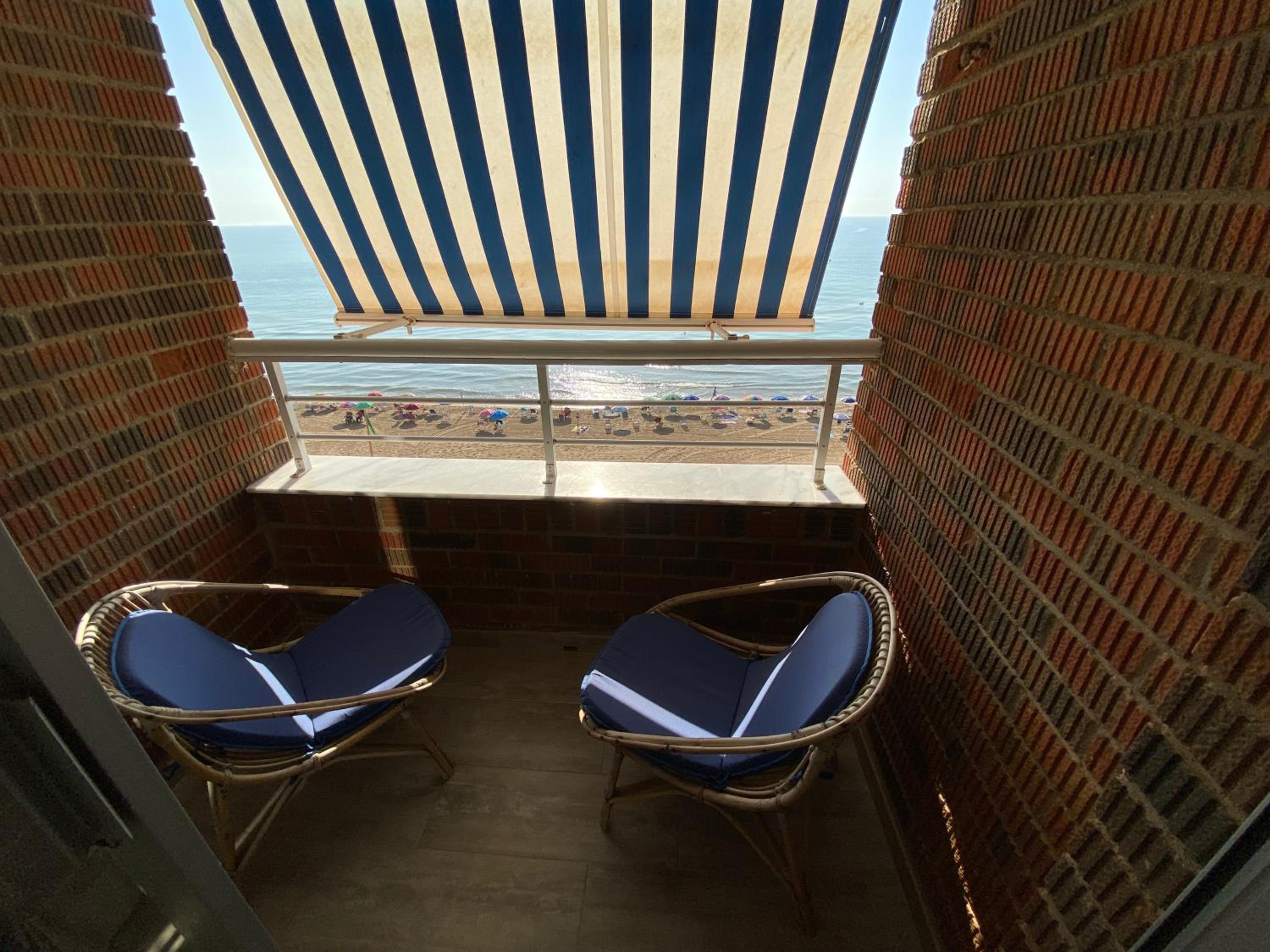 Apartment with Sea View photo 2