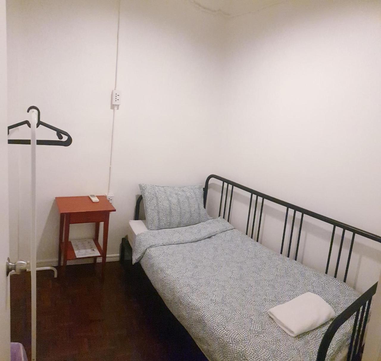 Small Single Room photo 1