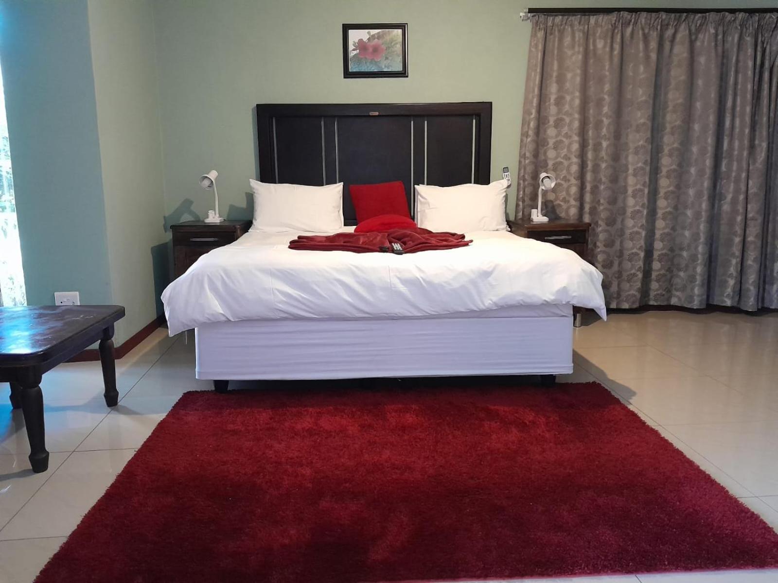 Deluxe Suite - Photo 4