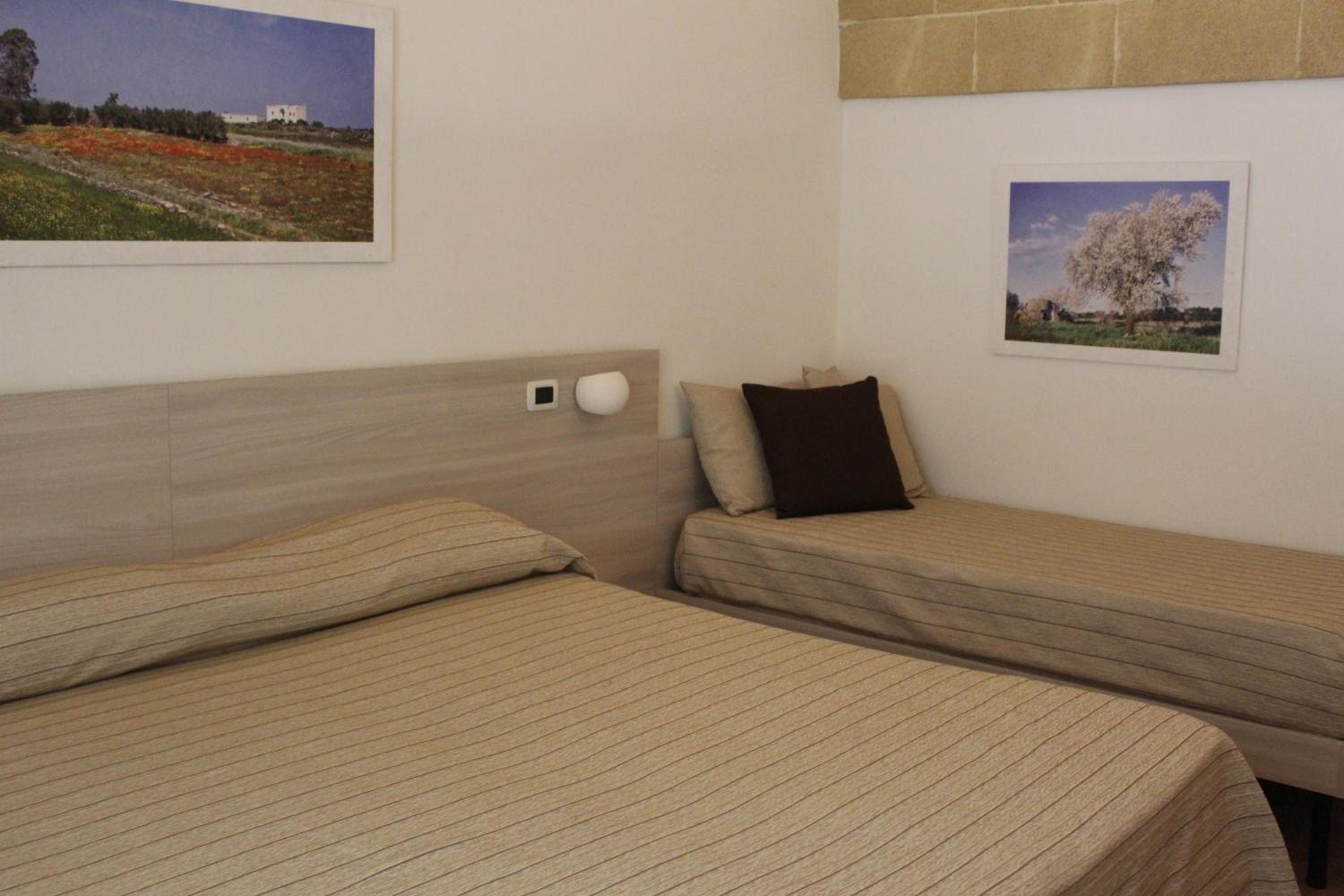 Superior Triple Room photo 3
