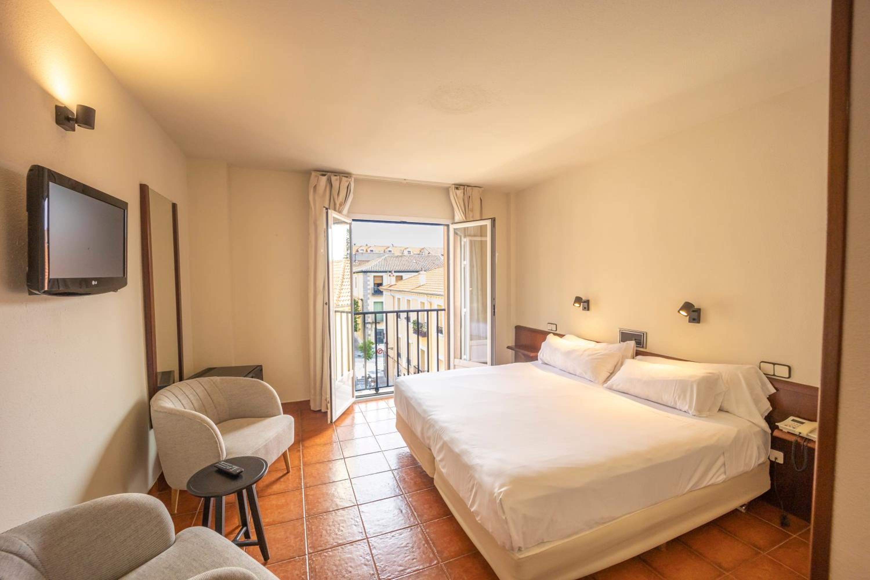 Habitación Doble o con Dos Camas