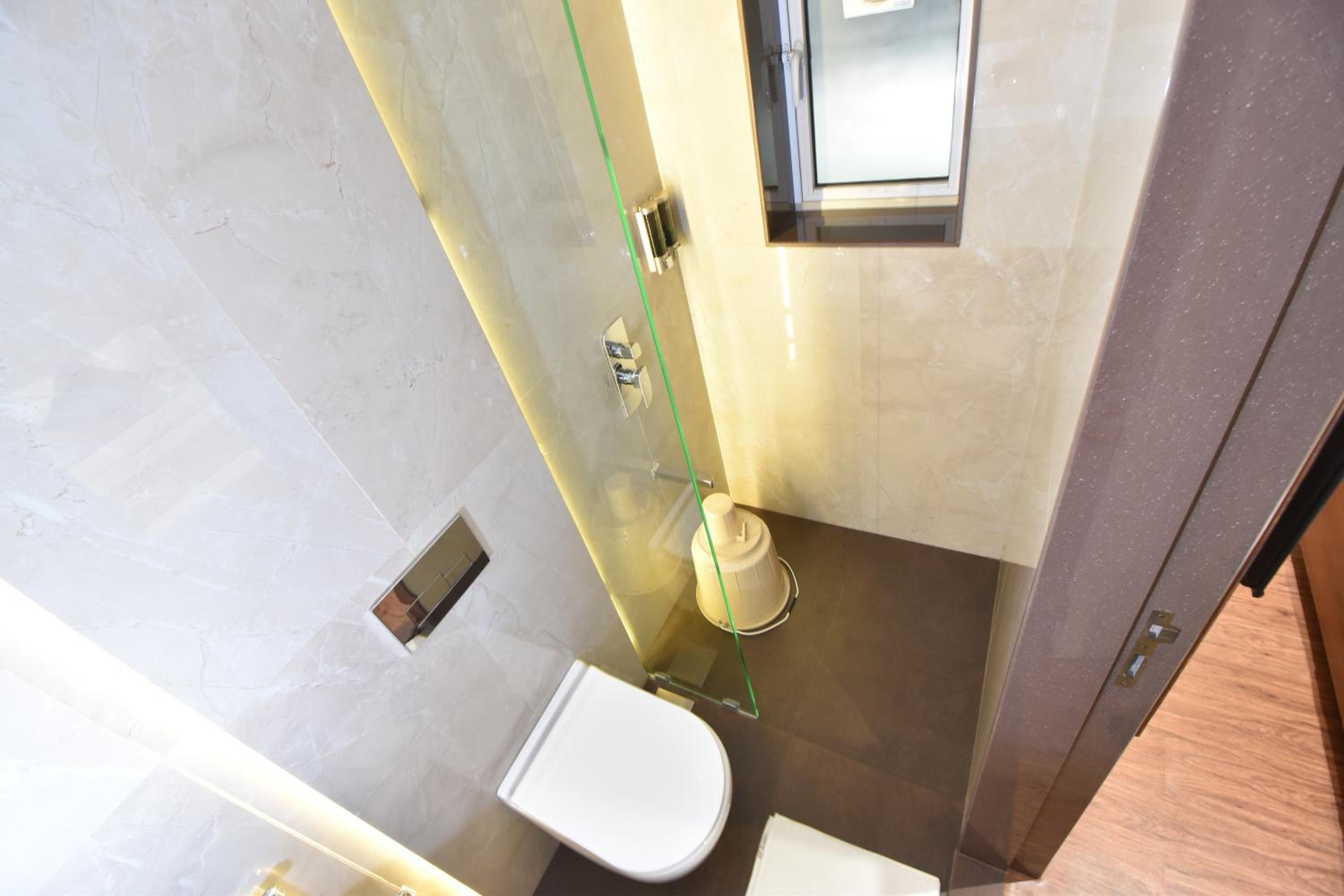 Deluxe Double Room - Photo 9
