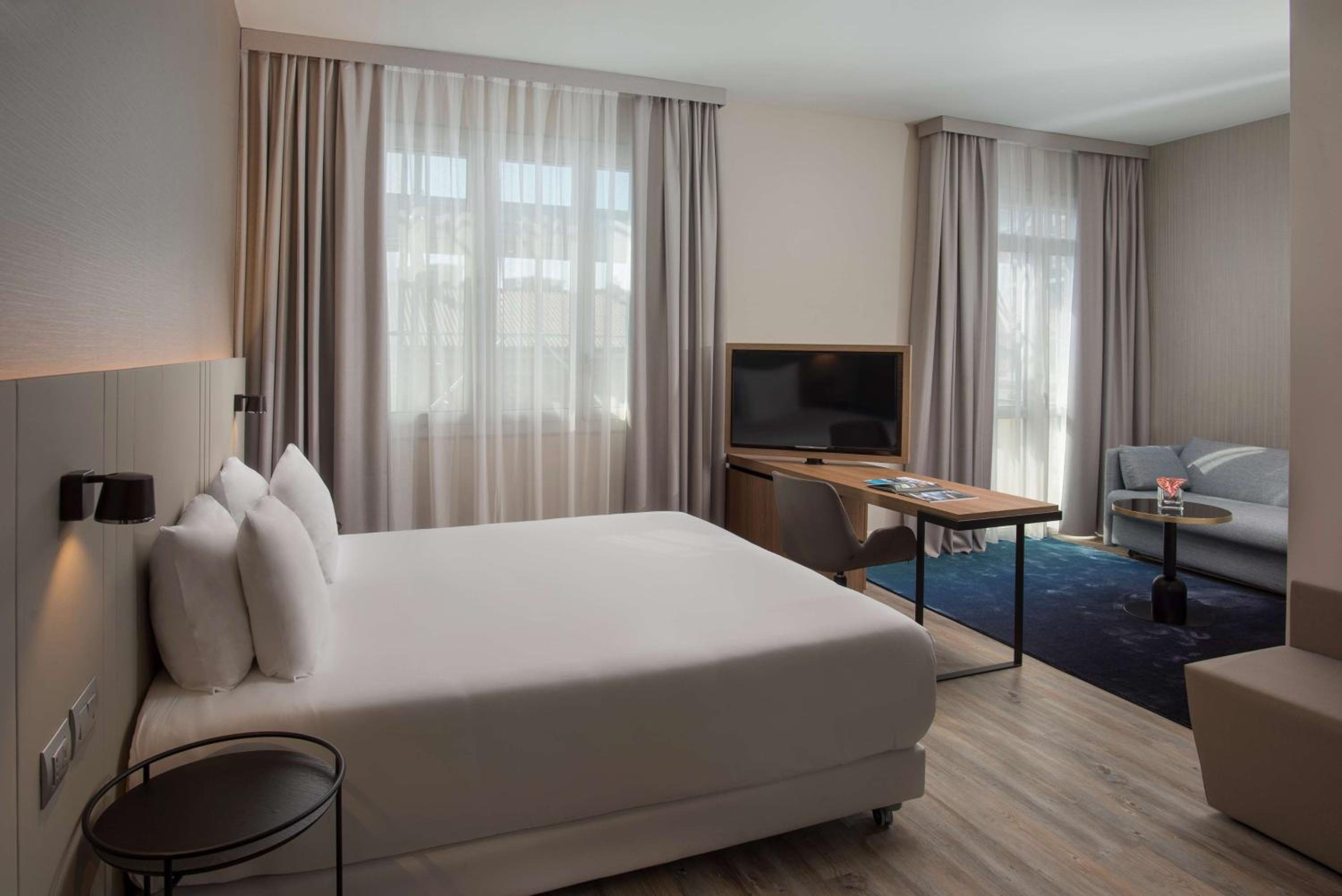 Premium XL Room - Photo 4