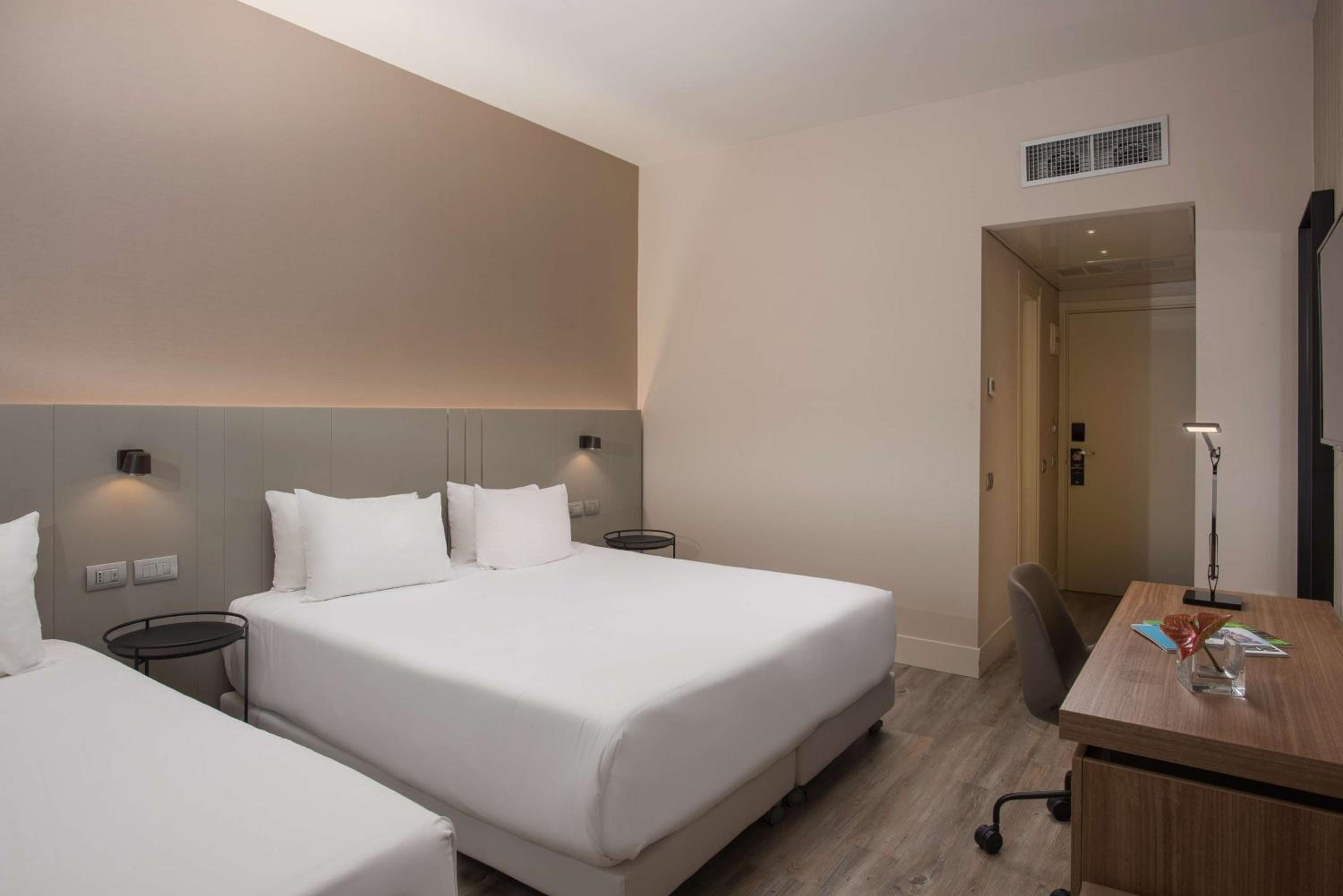 Standard Triple Room - Photo 1