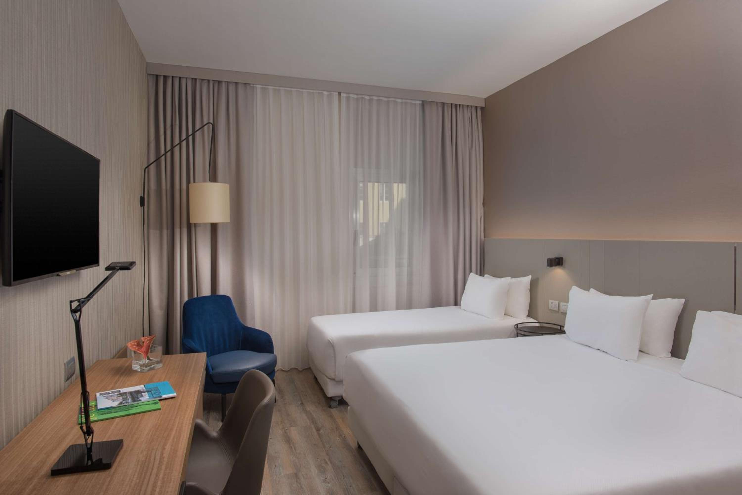 Standard Triple Room - Photo 2