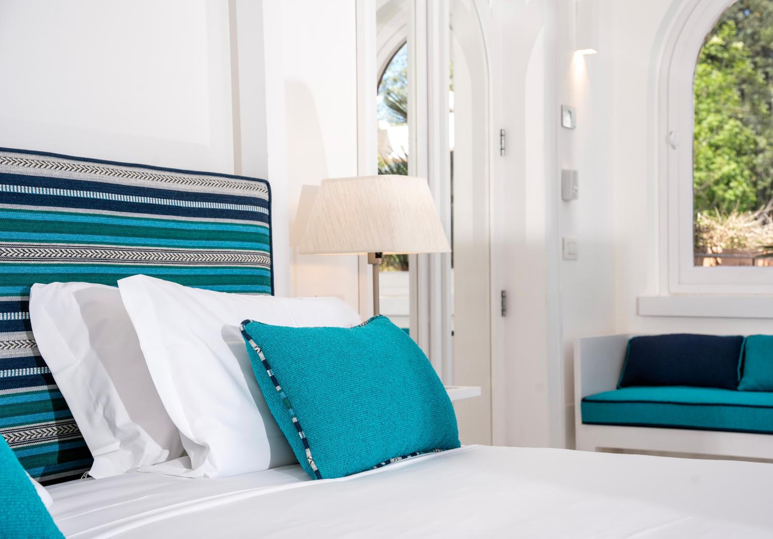 Suite with Pool View photo 2