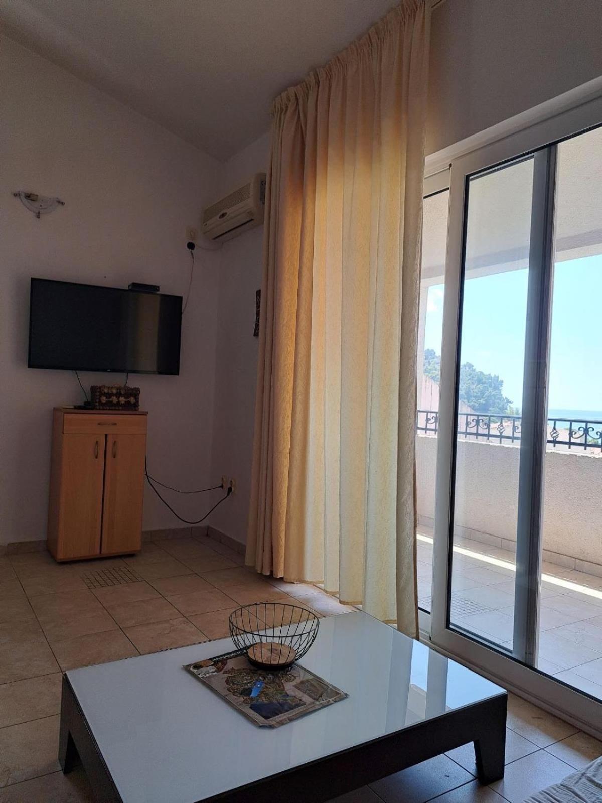 Apartment with Sea View