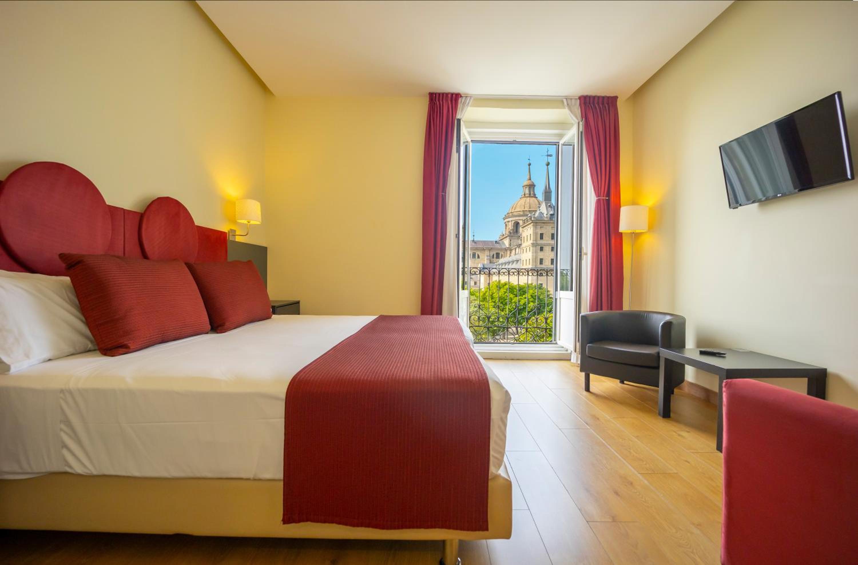 Superior Double Room - Photo 1