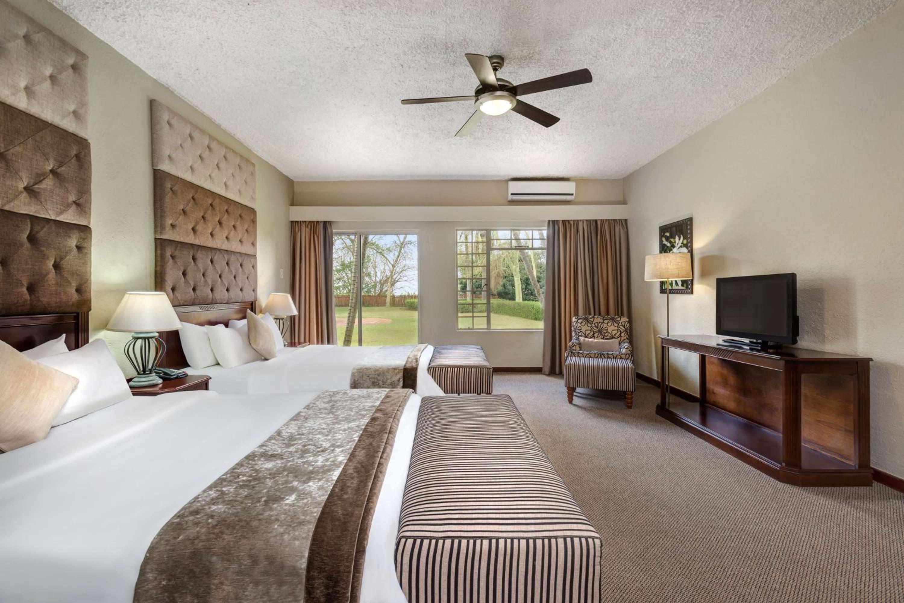 Superior Double Room - Photo 1