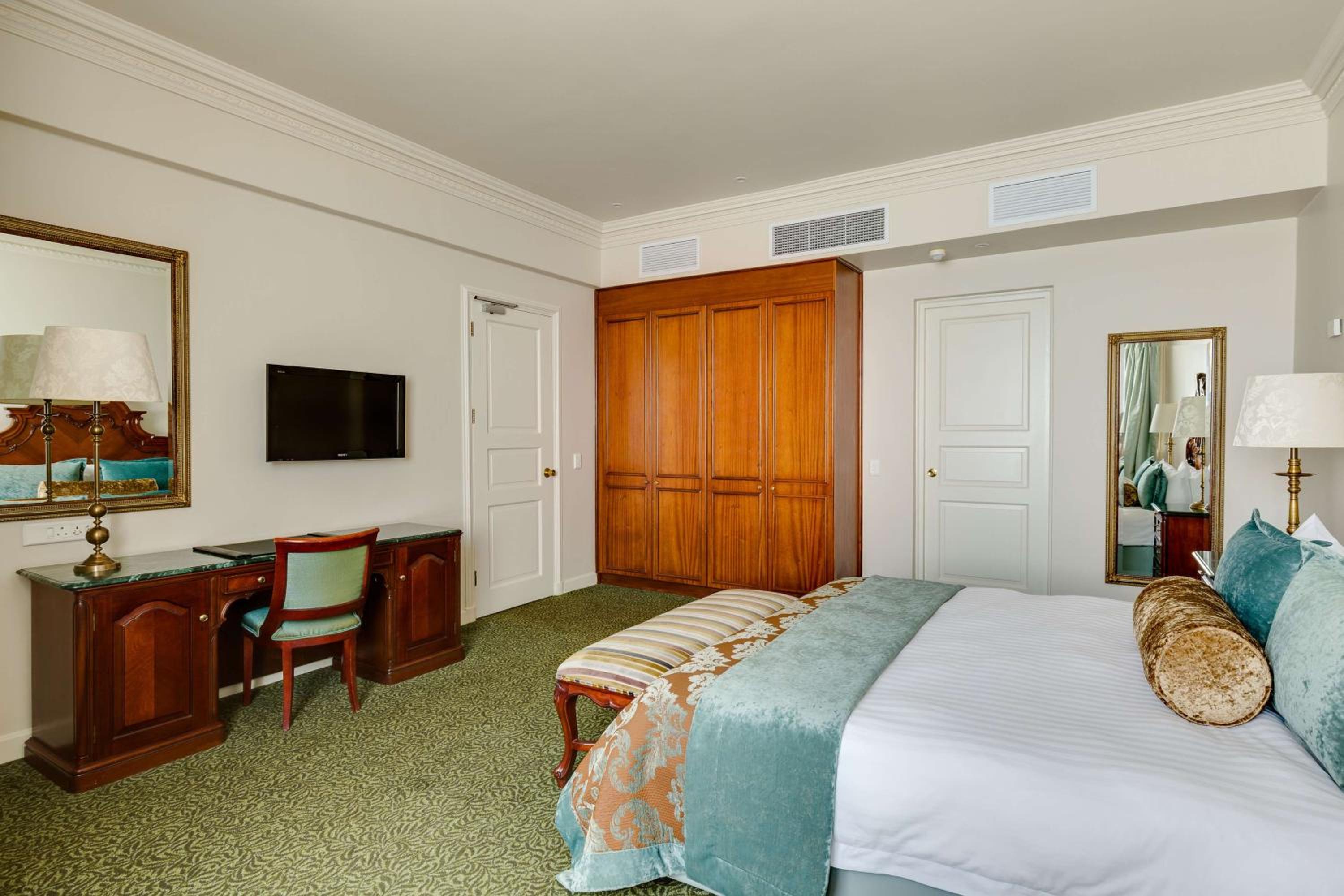 Suite photo 1