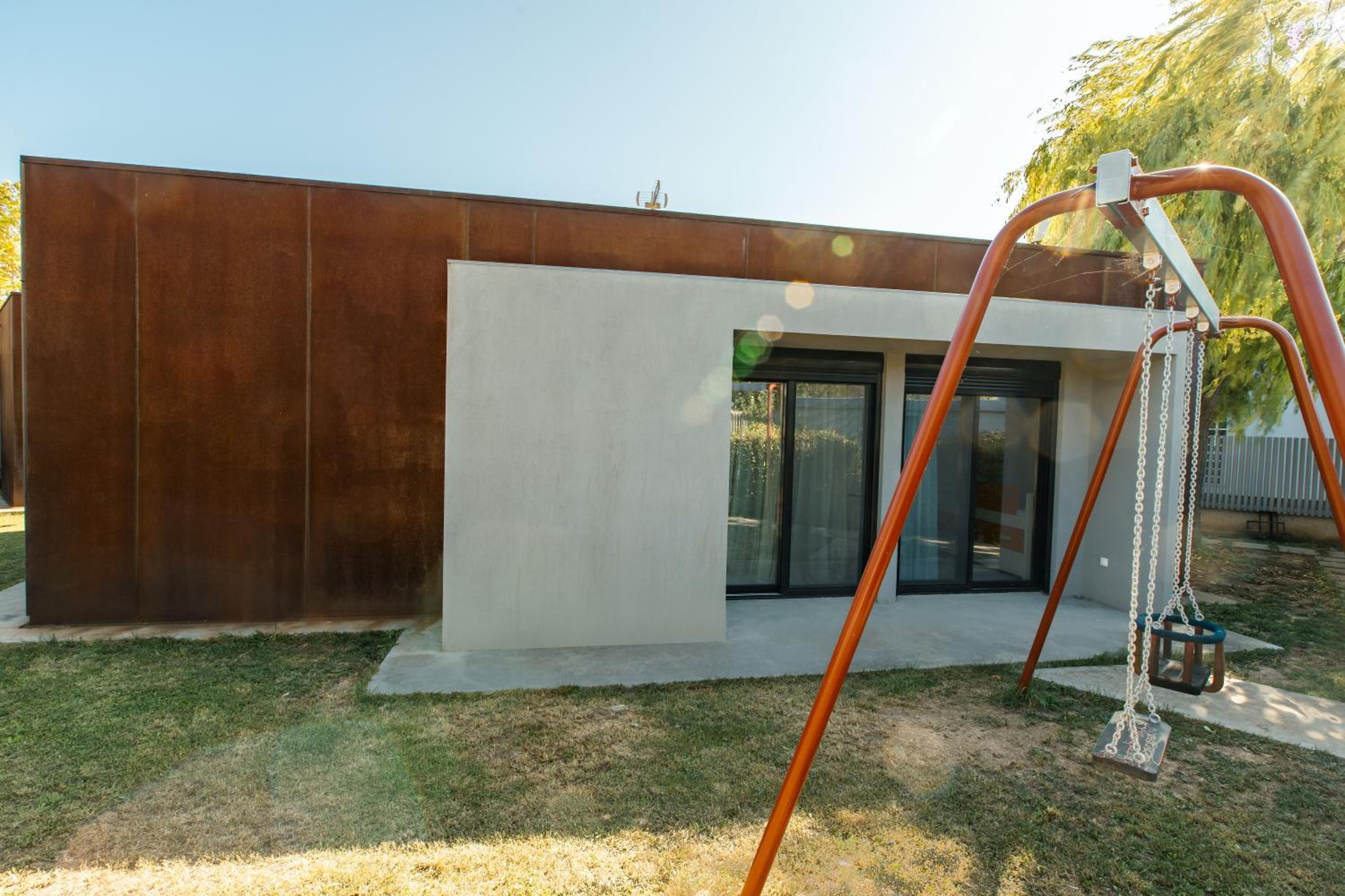 Three-Bedroom Villa photo 3