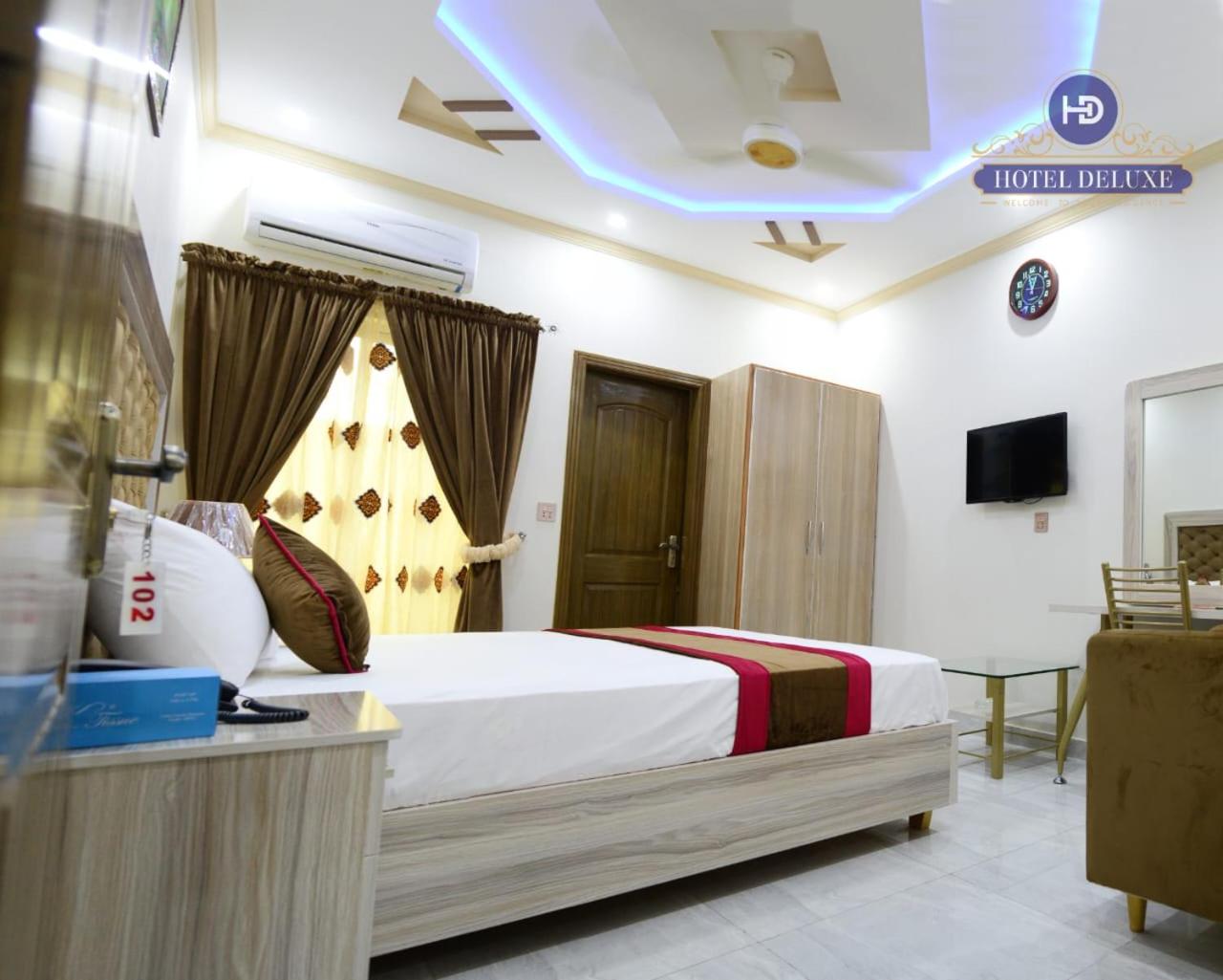 Deluxe Queen Room photo 1