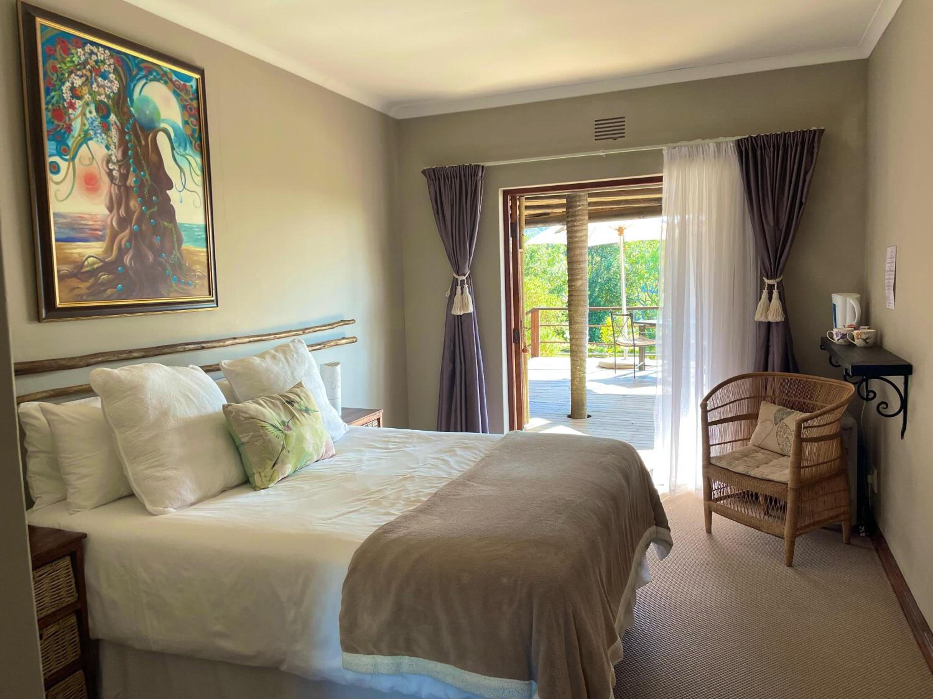 Comfort Queen Room - Photo 2