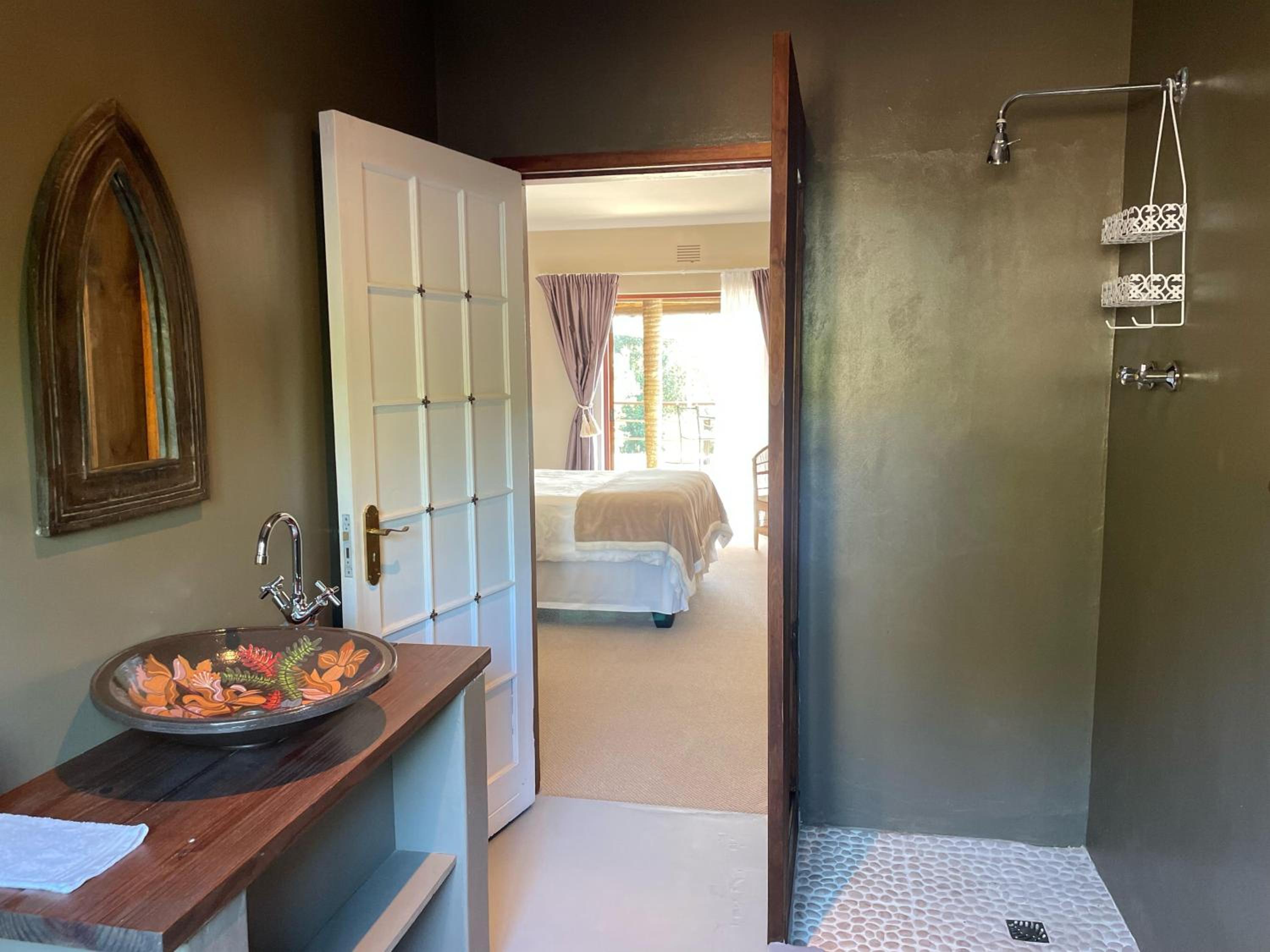 Comfort Queen Room - Photo 3