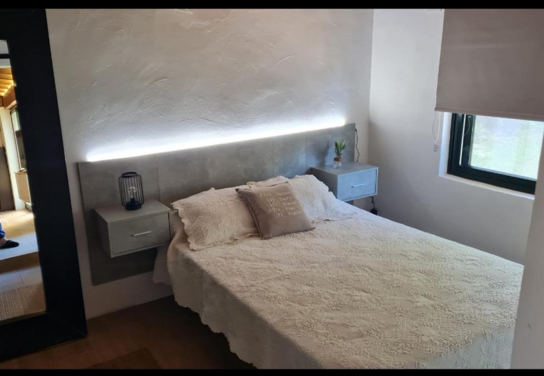 One-Bedroom House photo 2