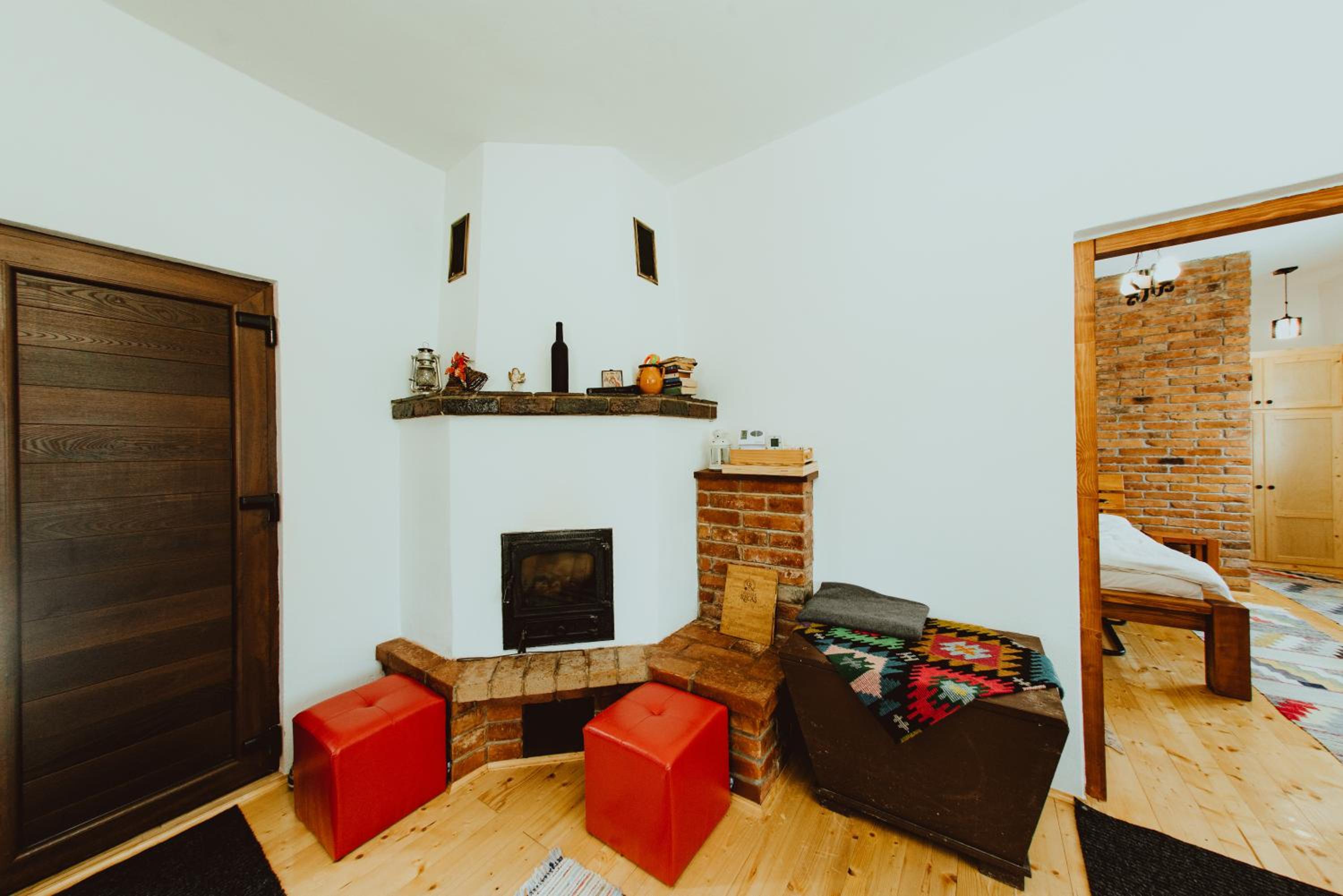 Three-Bedroom House photo 1