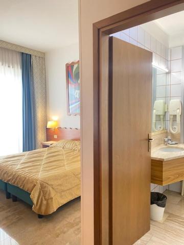 Superior Double Room - Photo 3