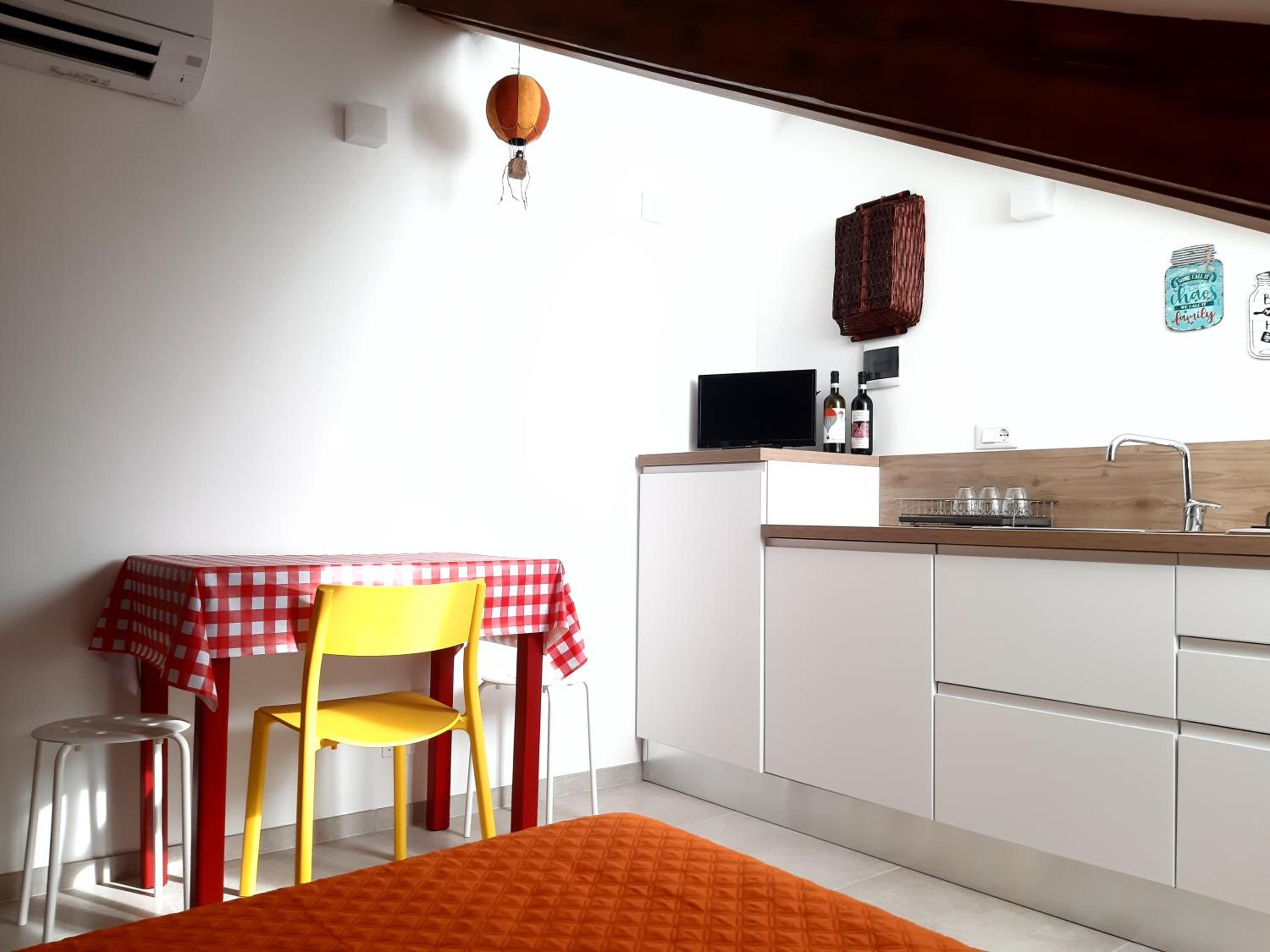 One-Bedroom Apartment