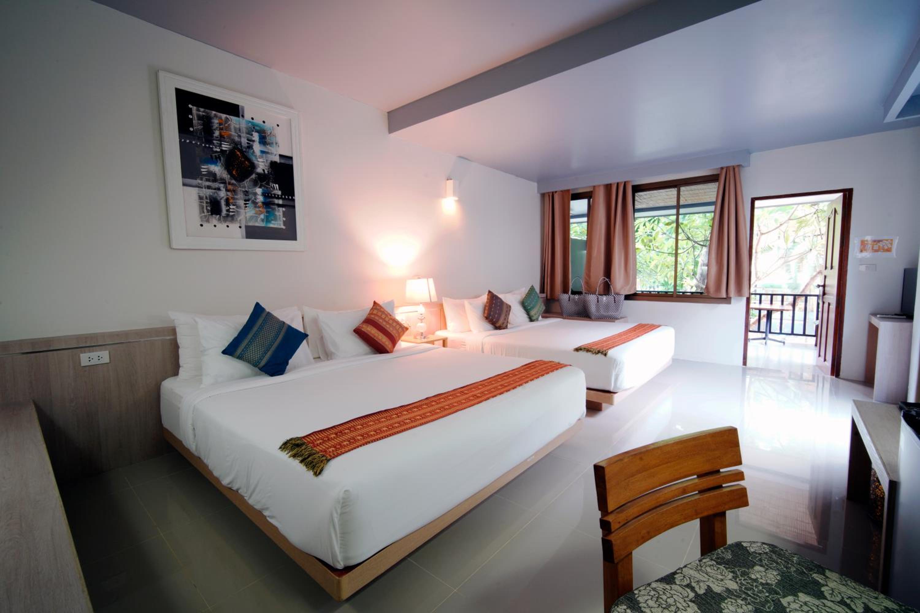 Family Junior Suite - Photo 1