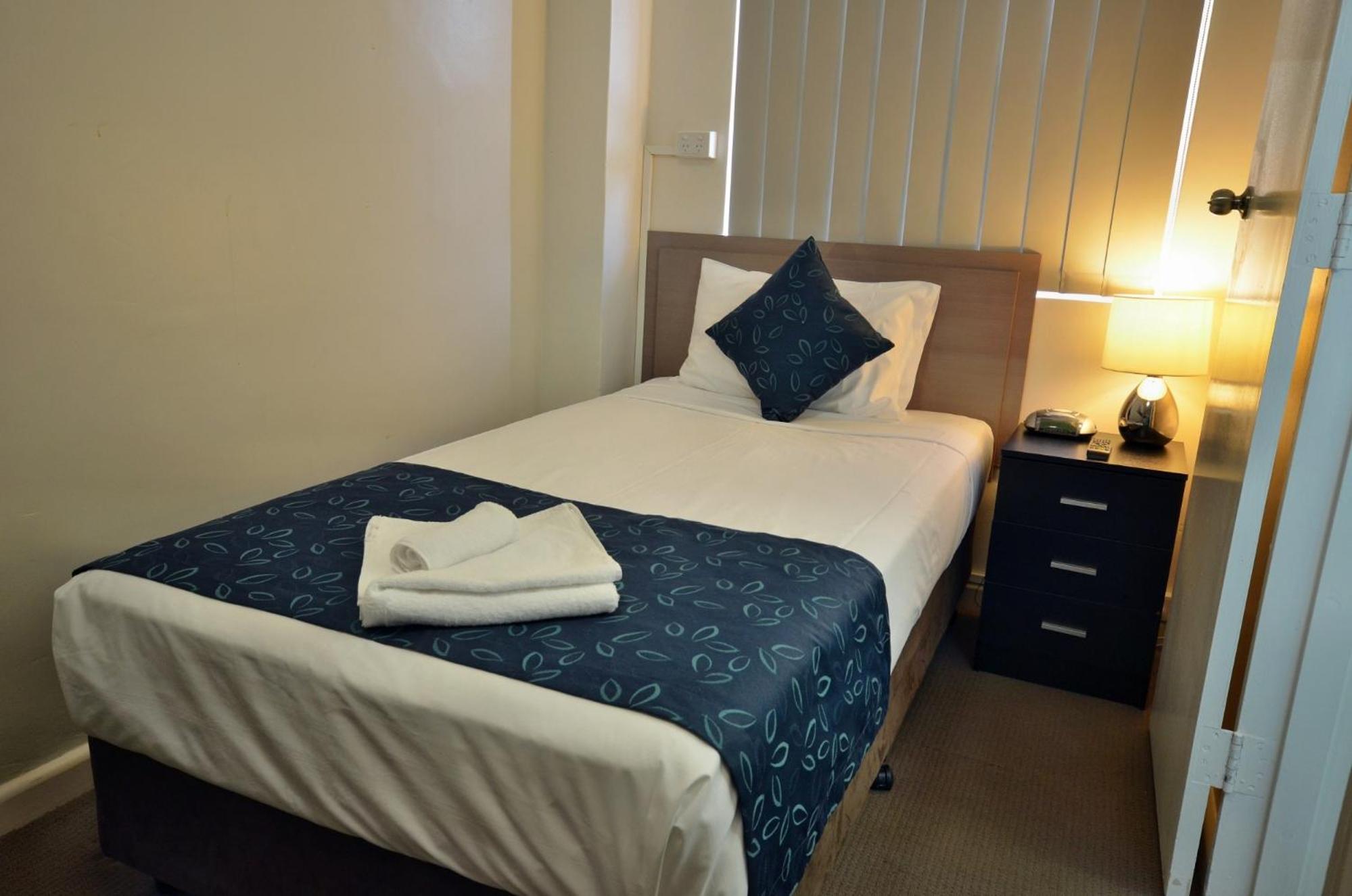 Single Room photo 2