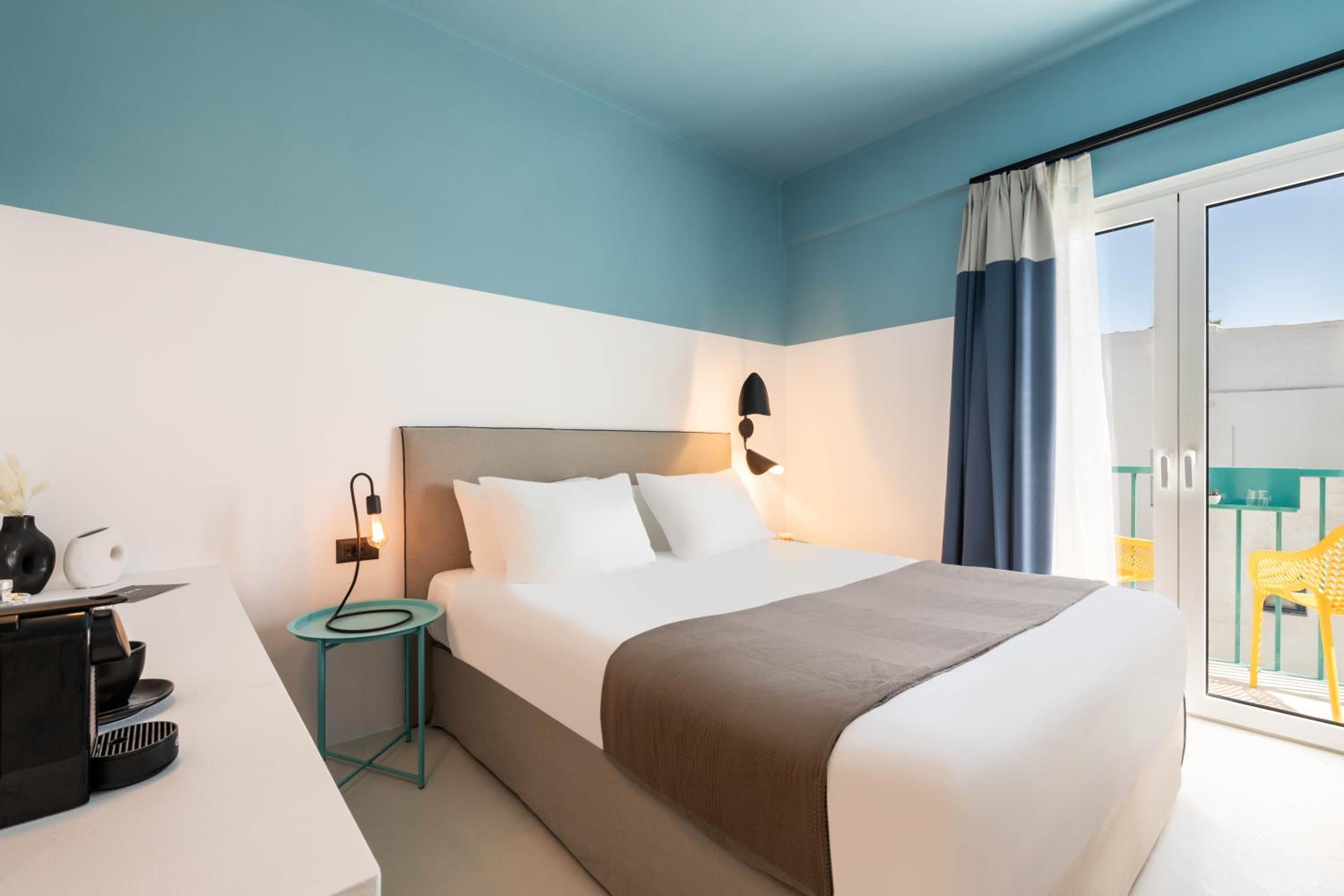 Double Room with Pool View