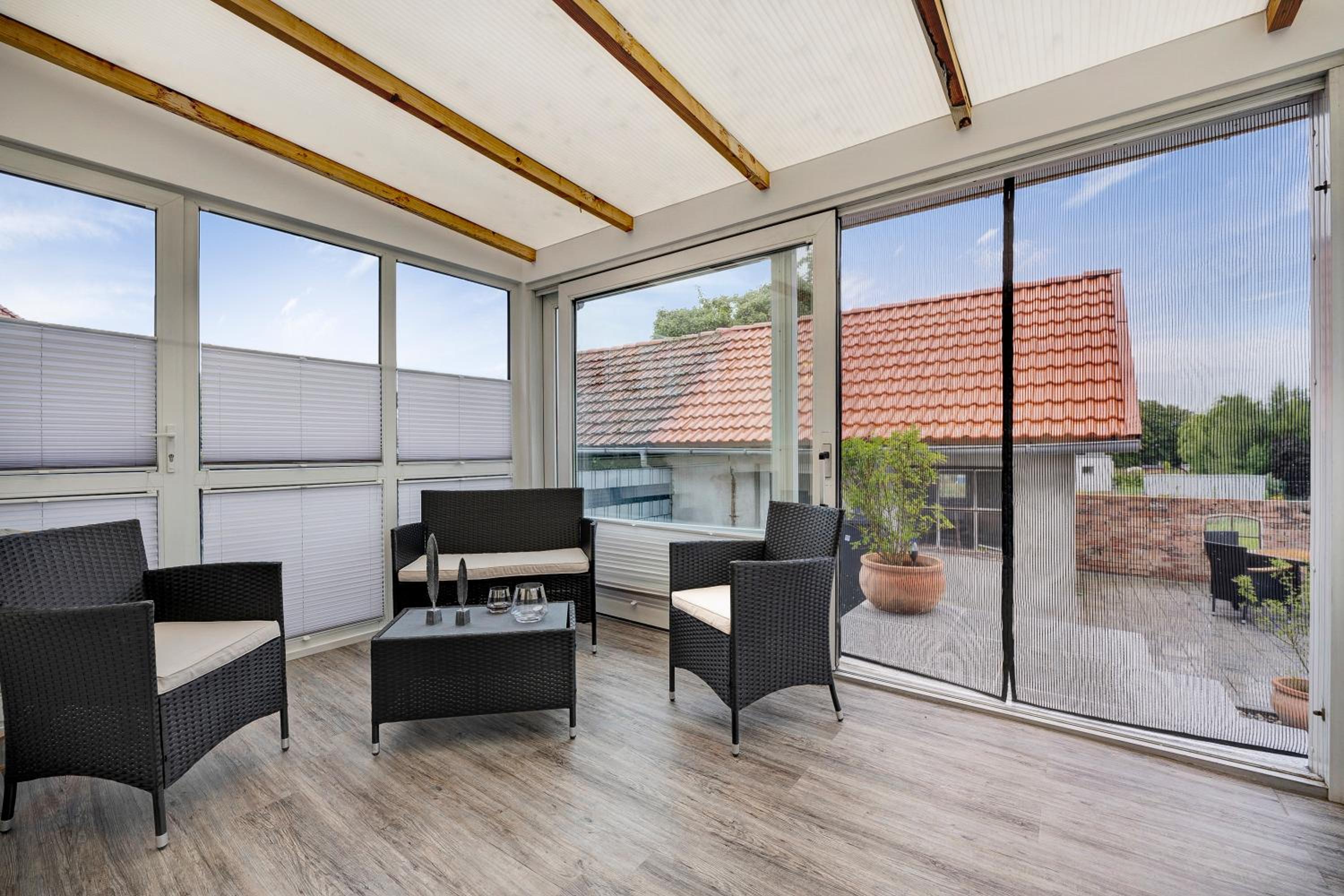 One-Bedroom House photo 2