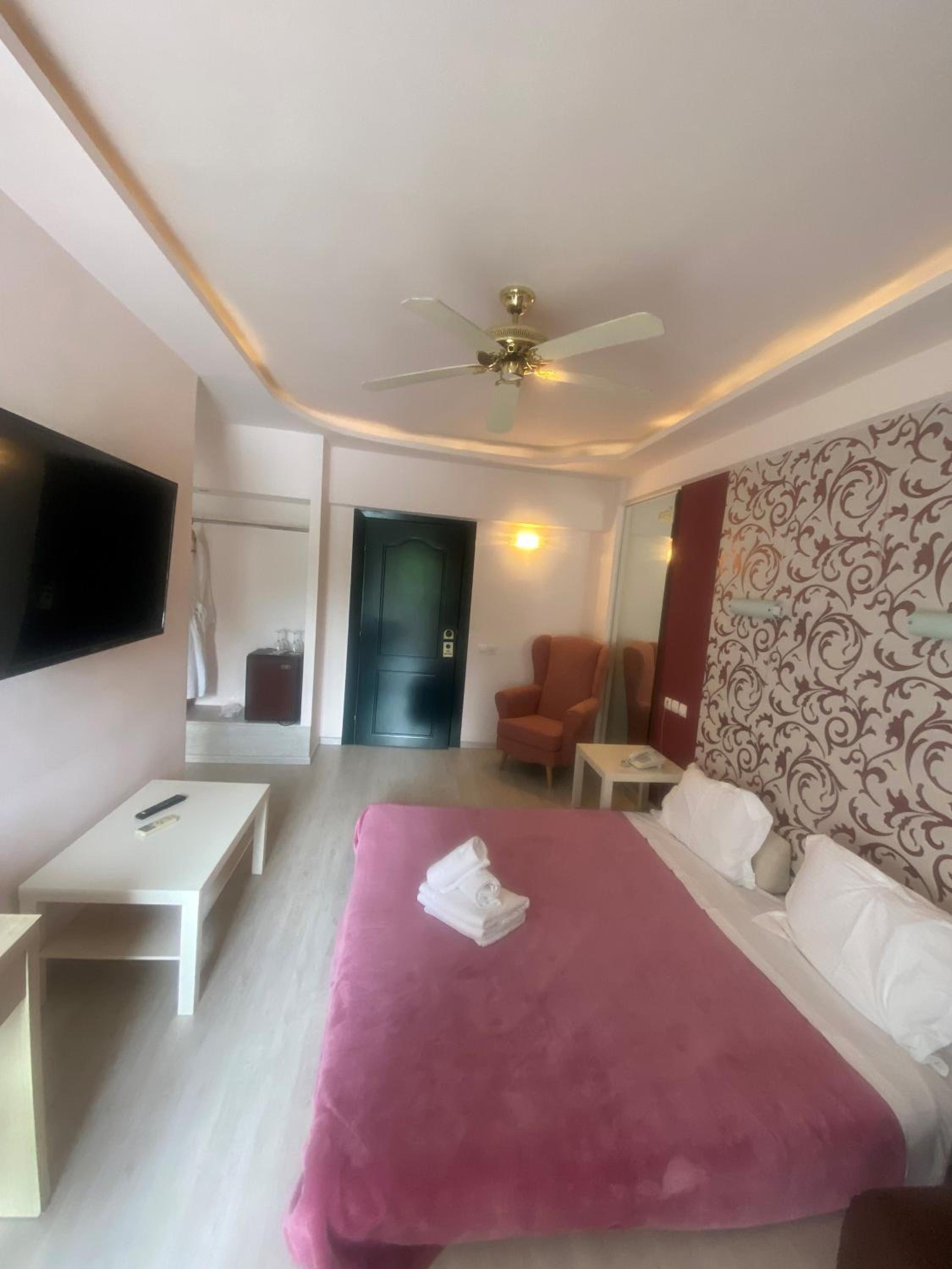 Family Room with Balcony - Photo 8