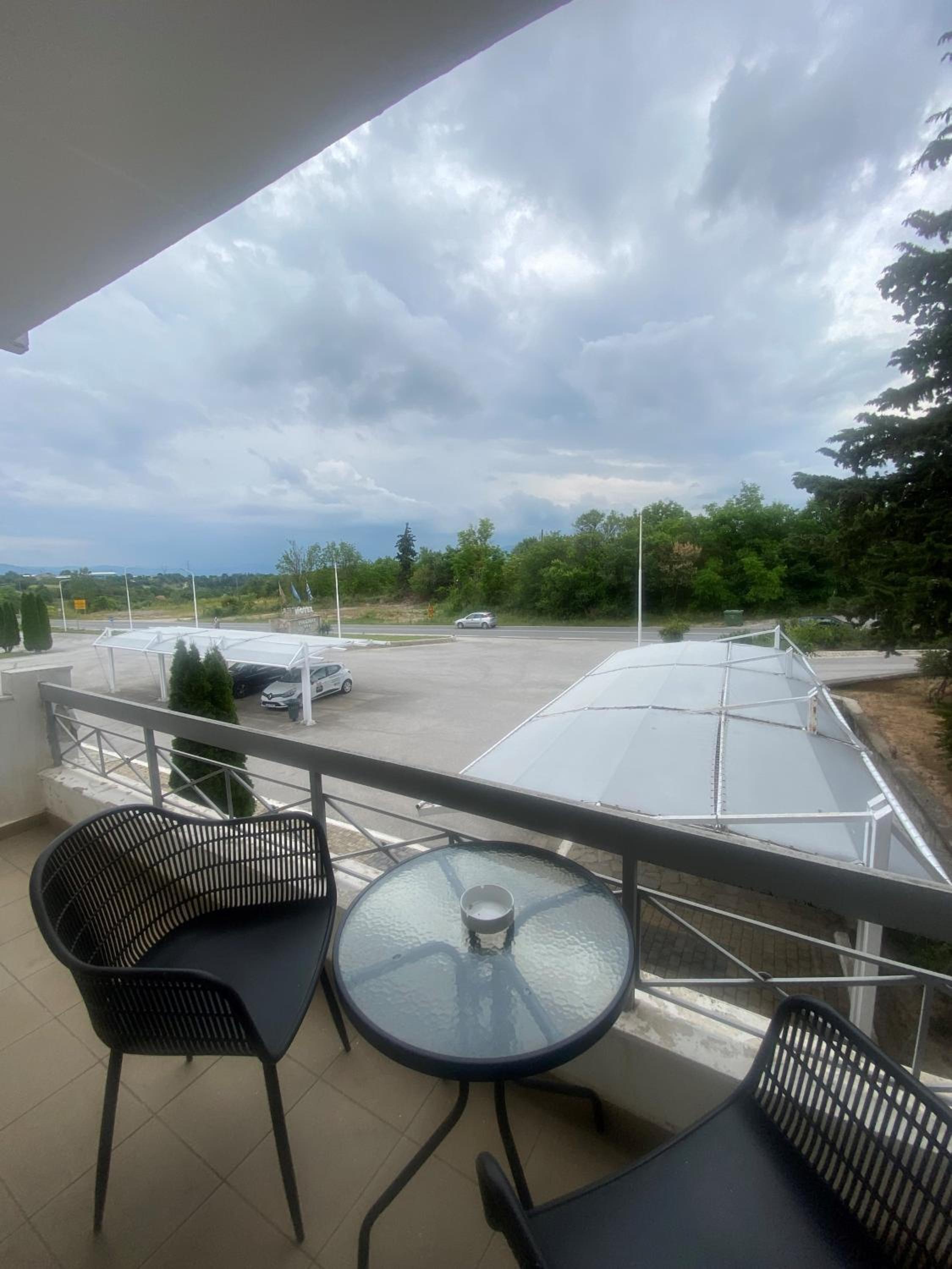 Family Room with Balcony - Photo 5