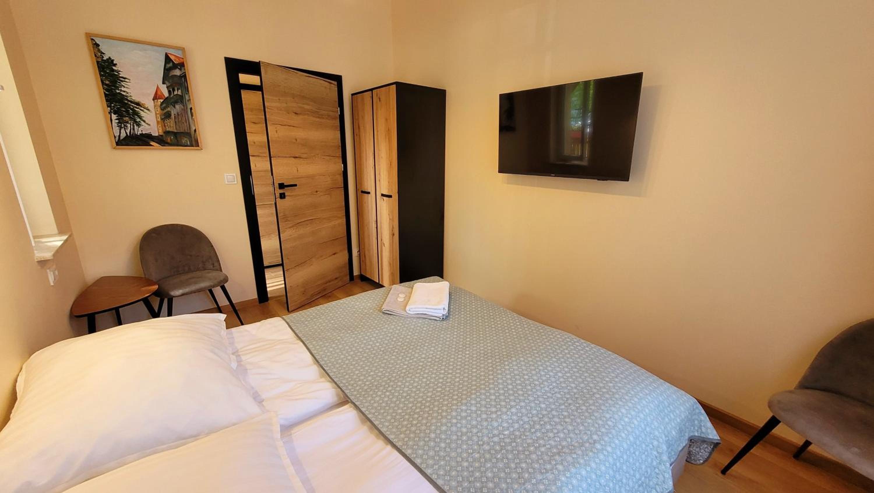 Studio Apartment photo 2