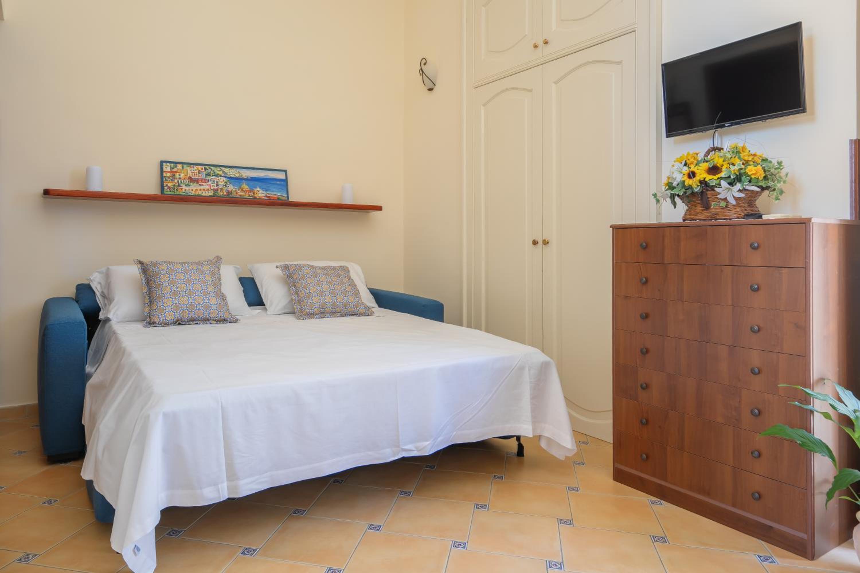 One-Bedroom House