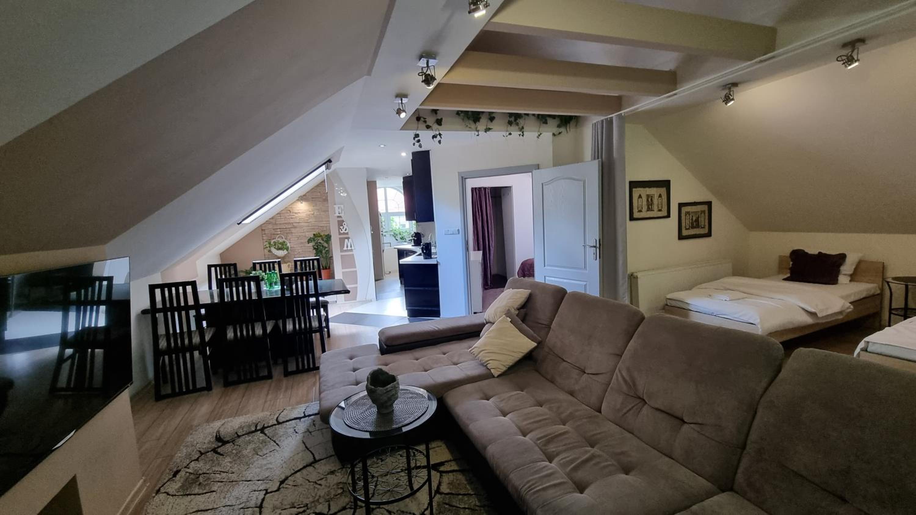 Two-Bedroom Apartment - Photo 11