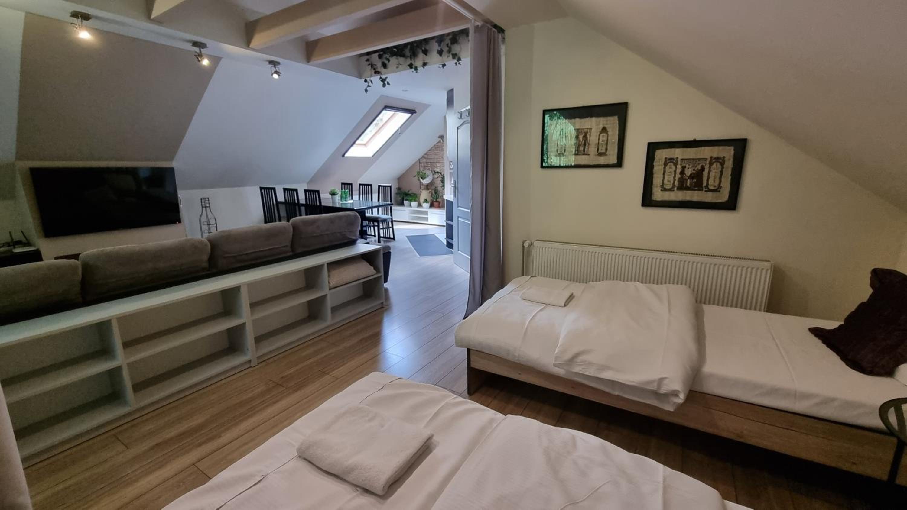 Two-Bedroom Apartment - Photo 21