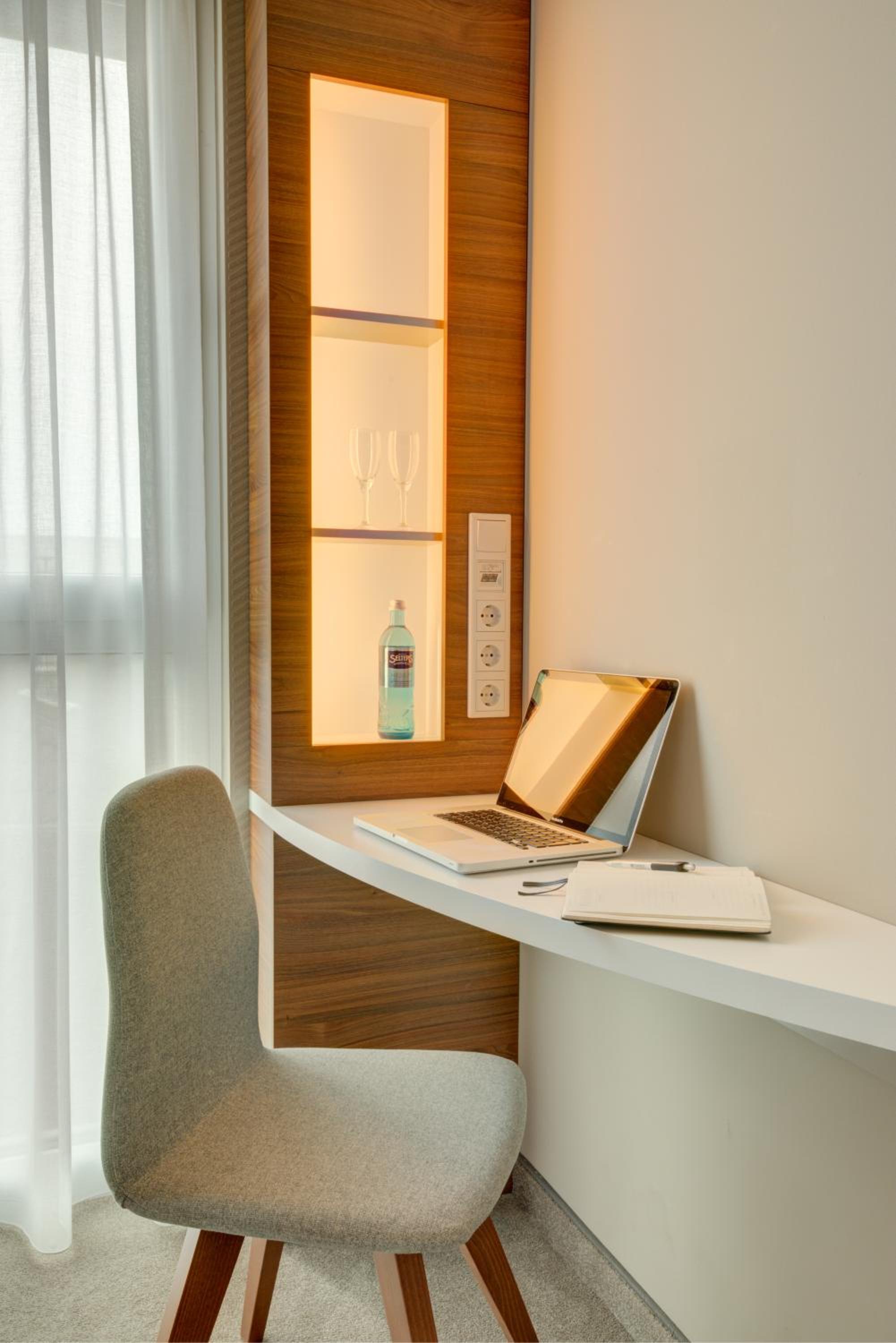 Single Room photo 2