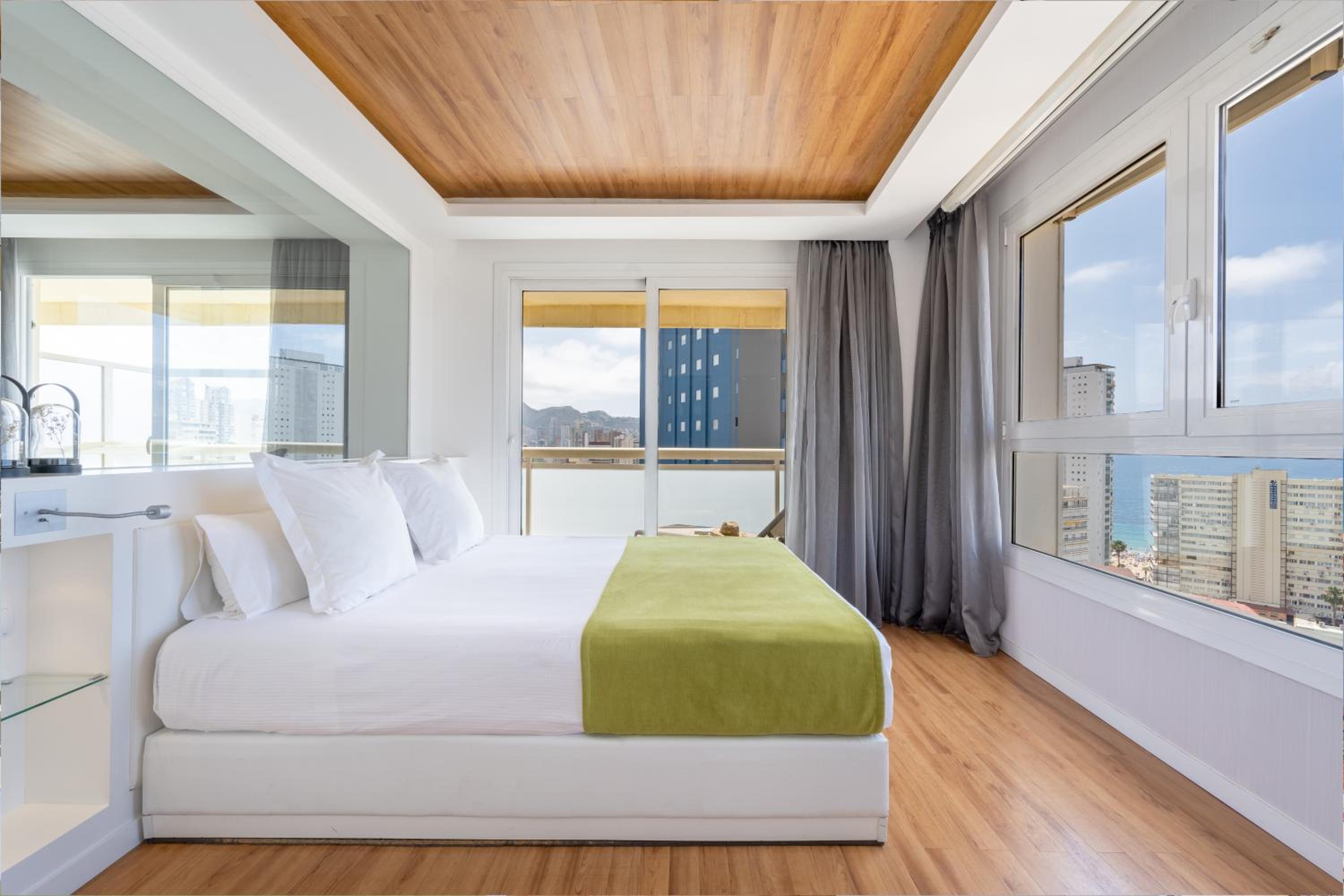 Suite Junior con vista al mar.