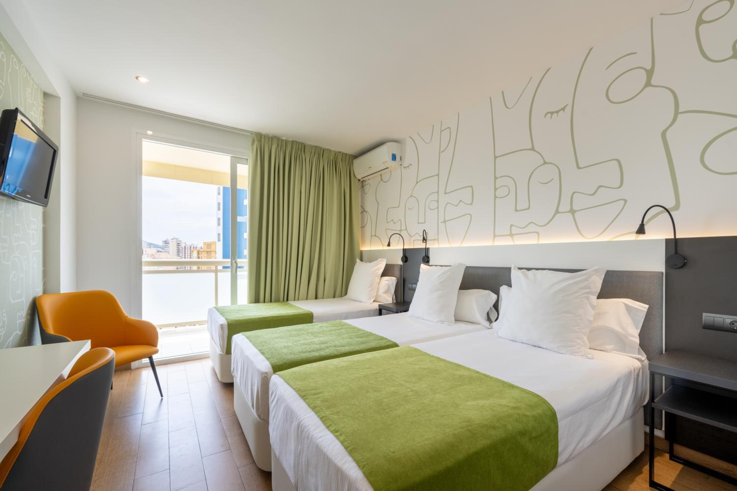 Premium Double or Twin Room (2 +1) - Photo 2