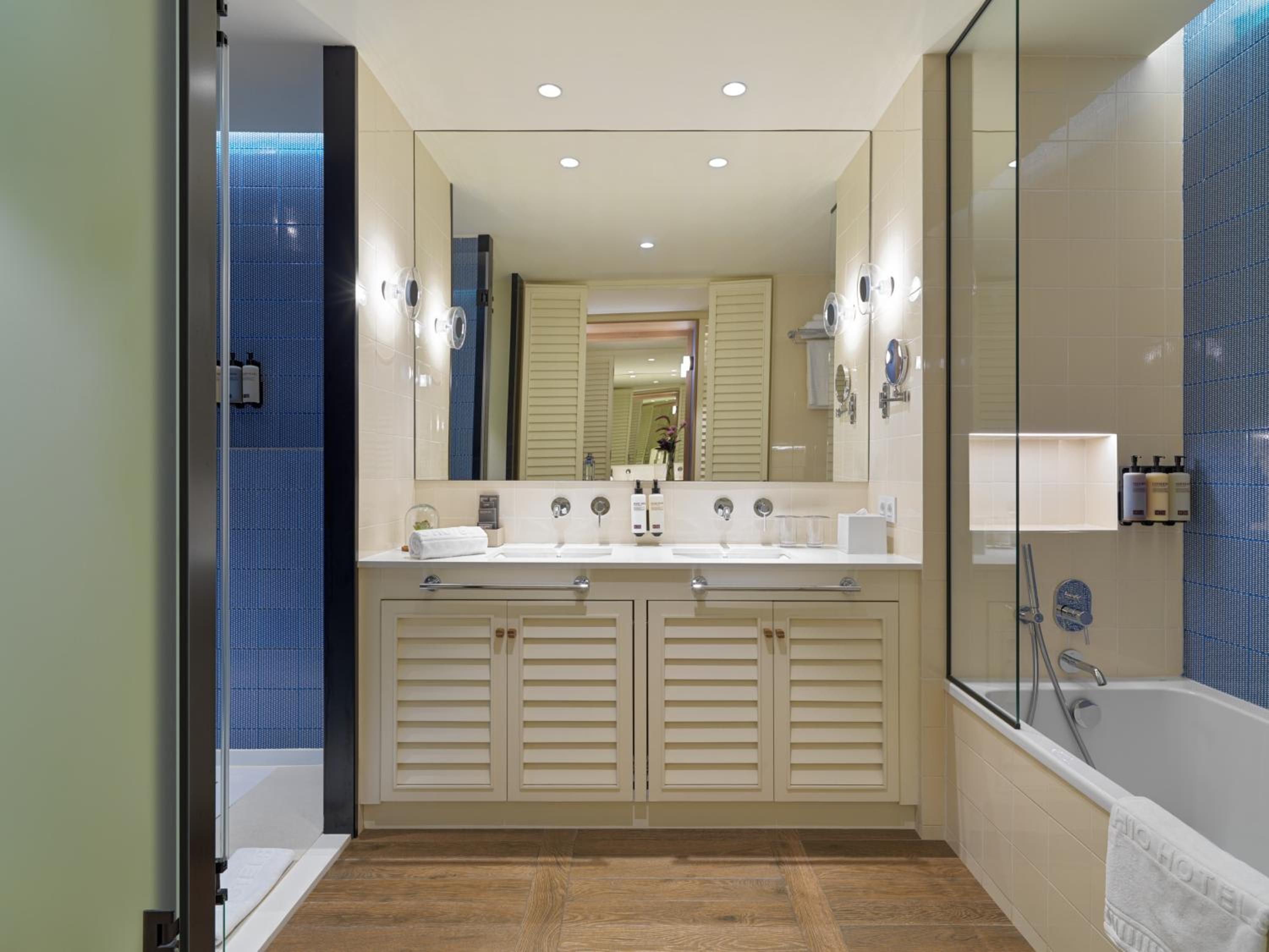 Junior Suite Mare (2 Adults) - Photo 10