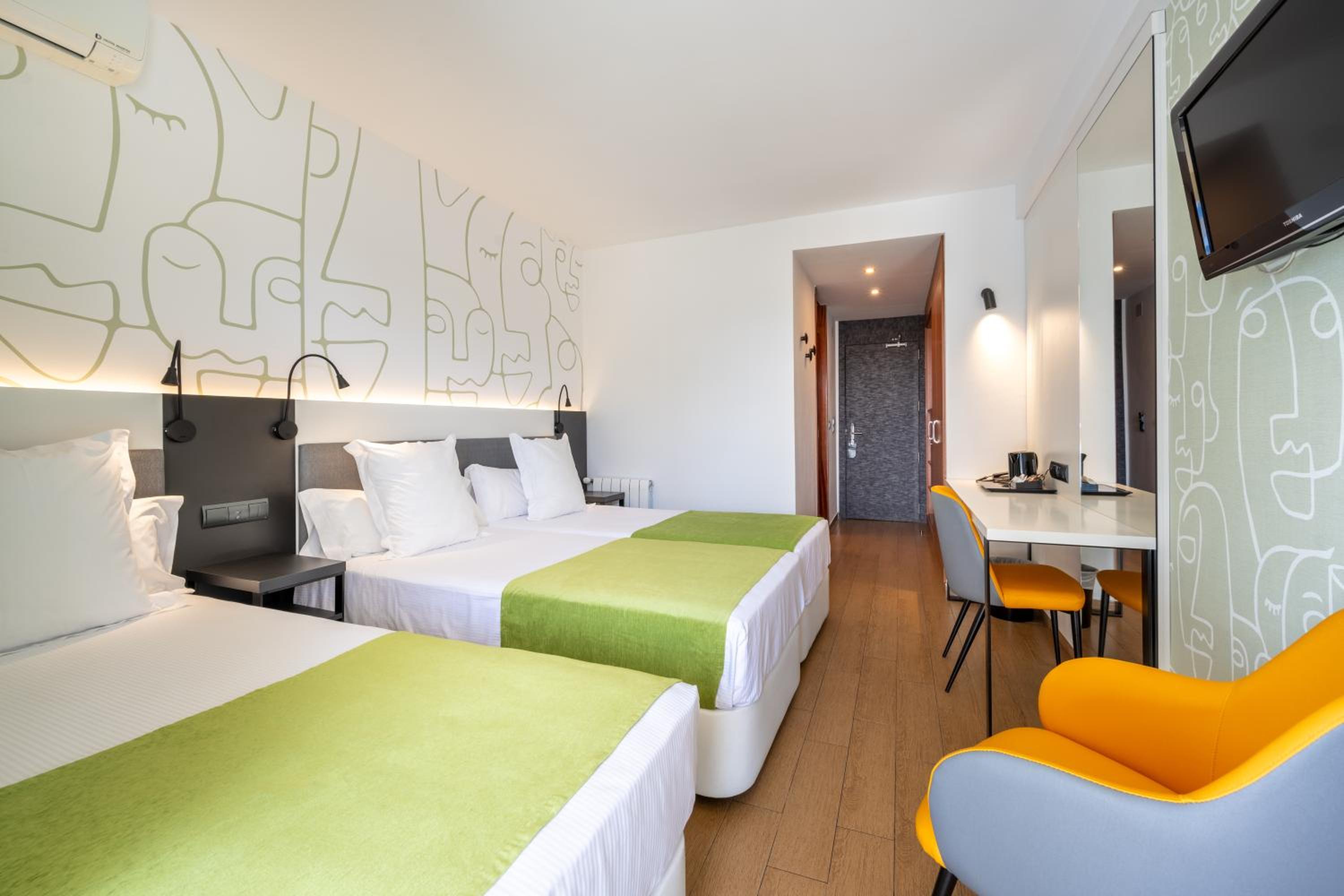 Premium Double or Twin Room (2 +1) - Photo 1