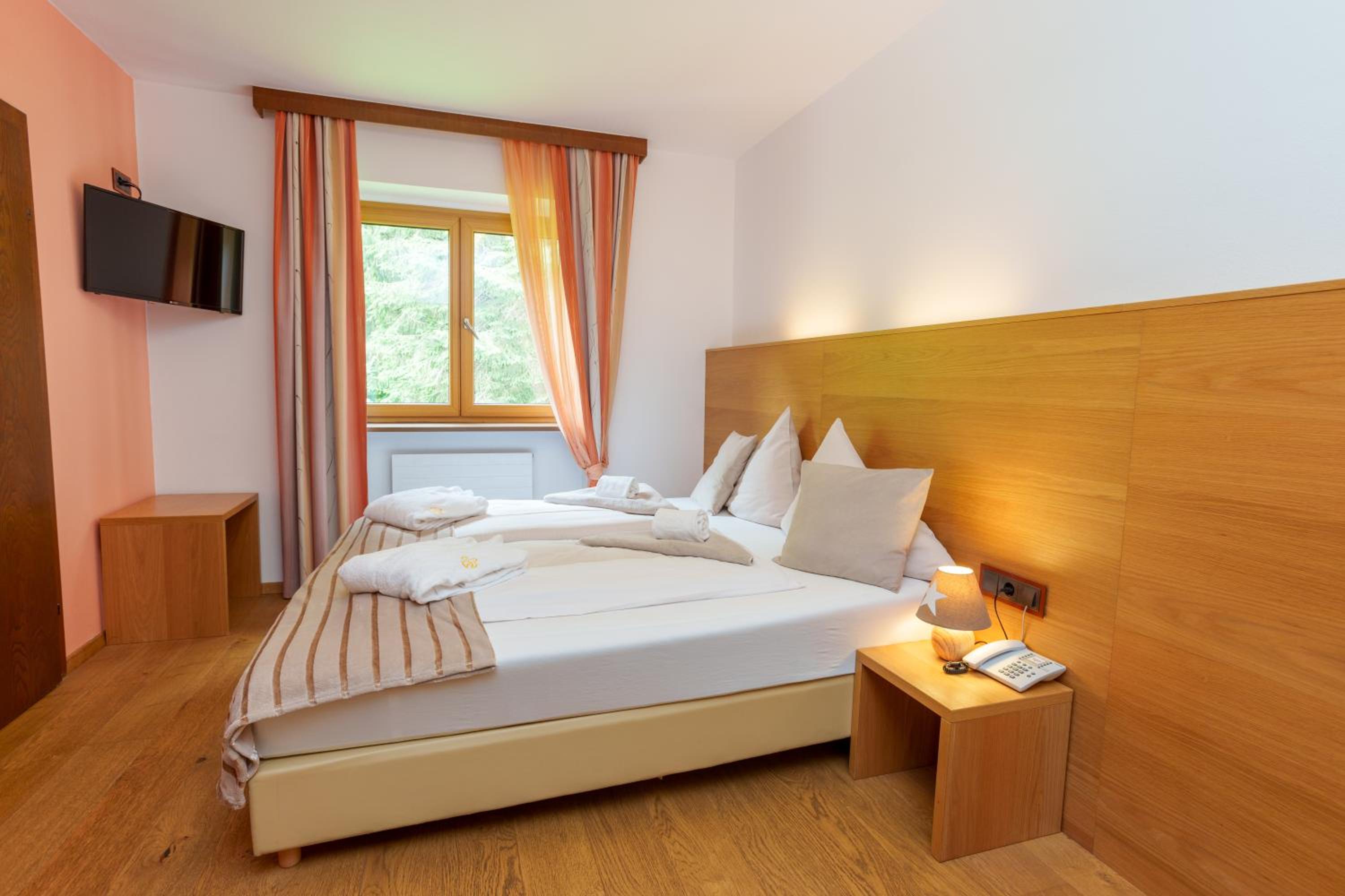  Economy Double or Twin Room photo 1