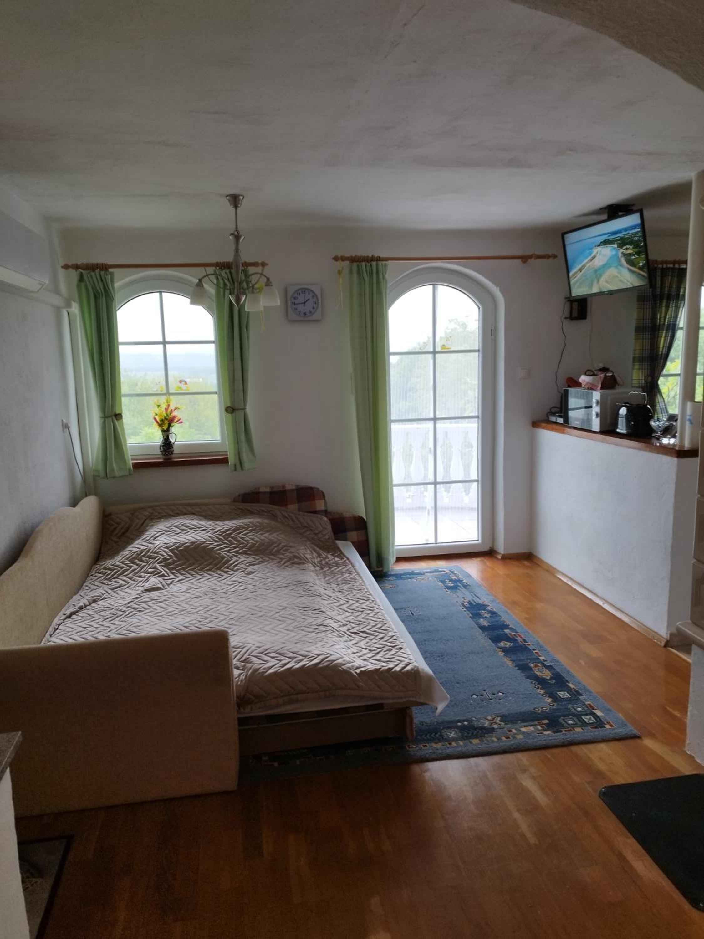 Apartment With Mountain View photo 1